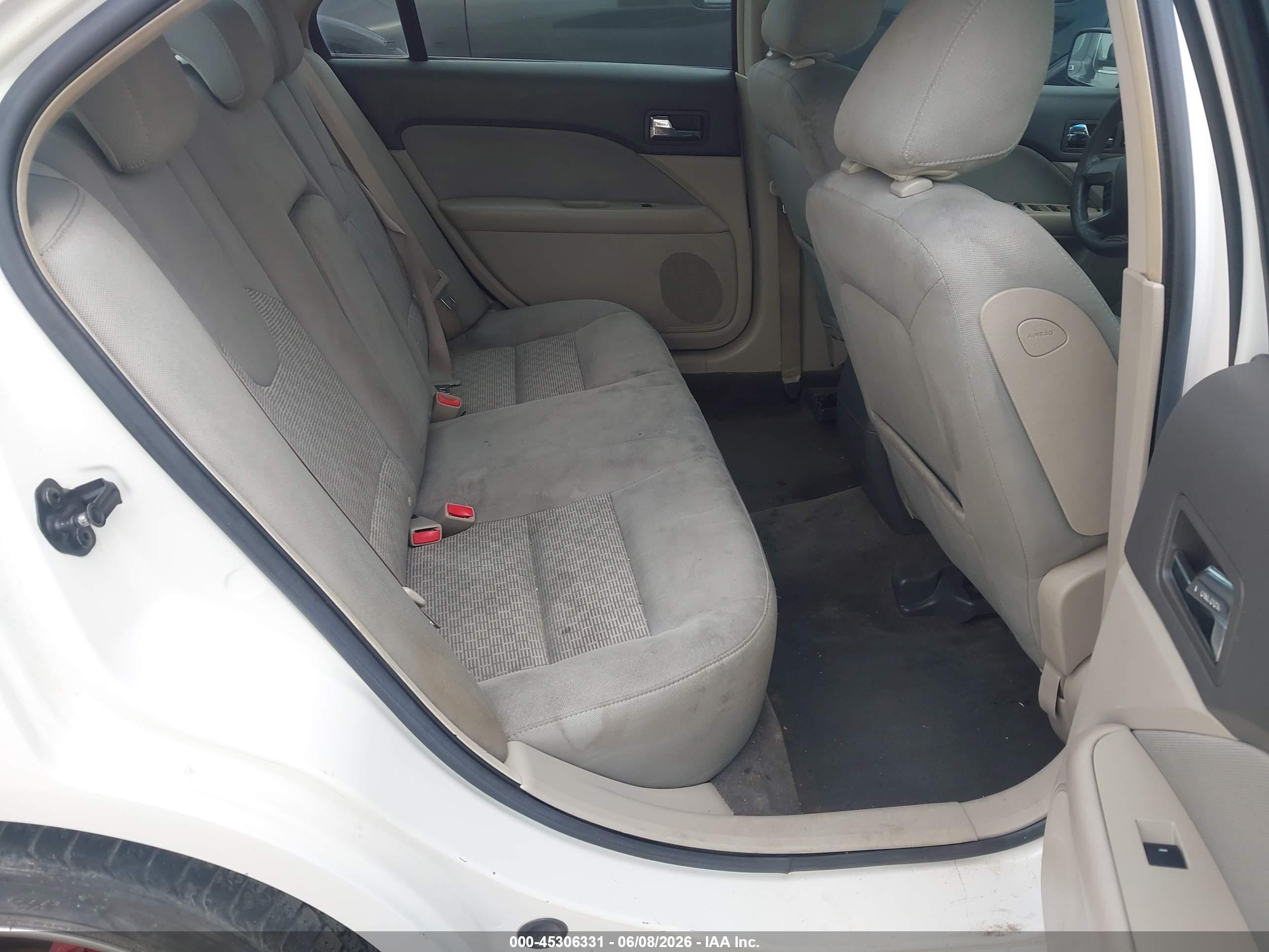 2010 Ford Fusion Se Белый vin: 3FAHP0HA7AR292037