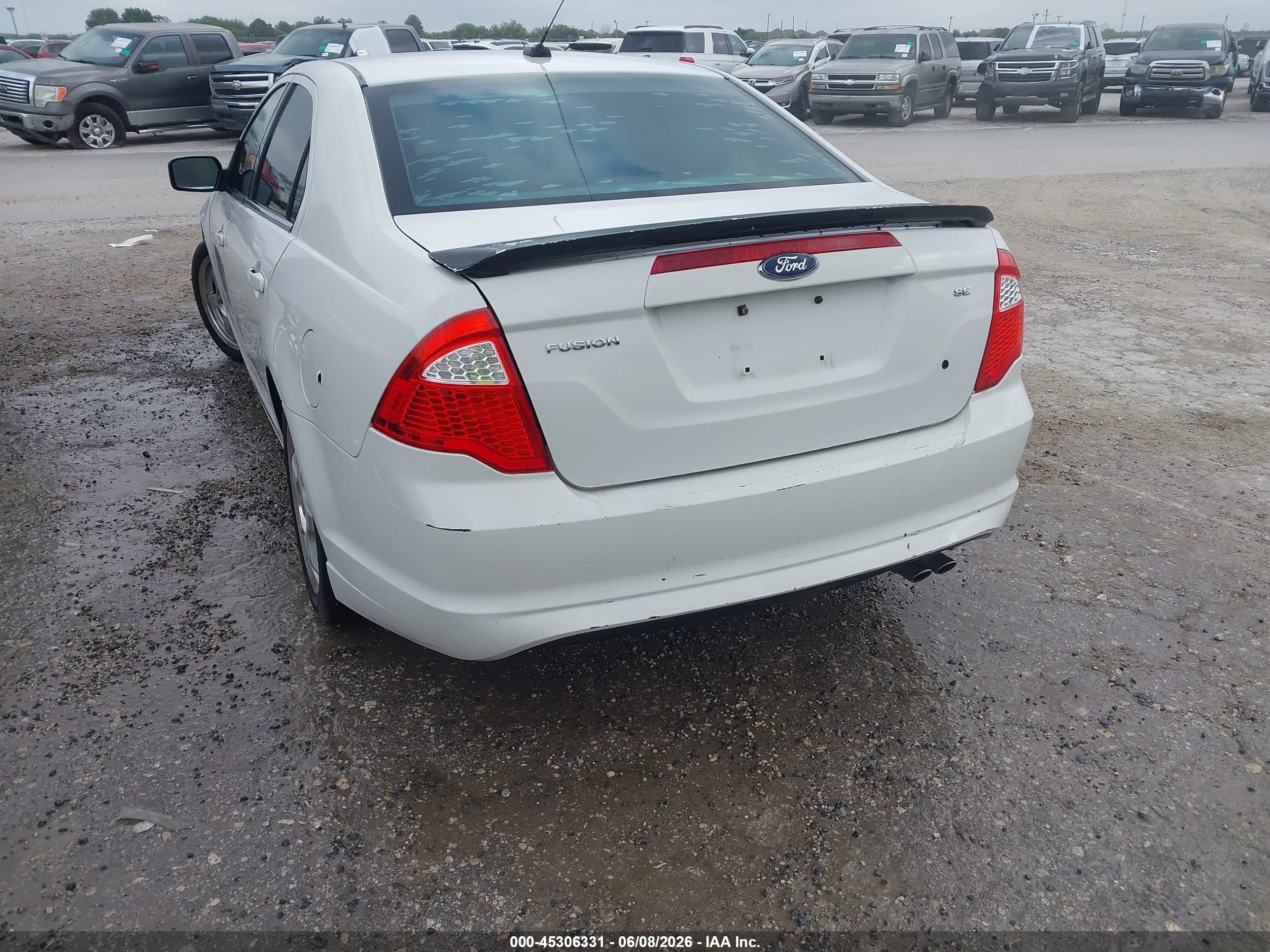 2010 Ford Fusion Se Белый vin: 3FAHP0HA7AR292037
