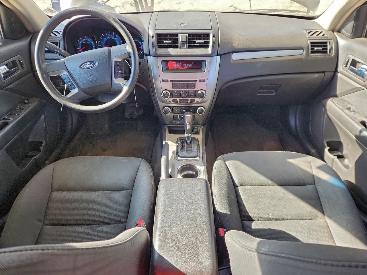 2010 Ford Fusion Se Silver vin: 3FAHP0HA7AR389447
