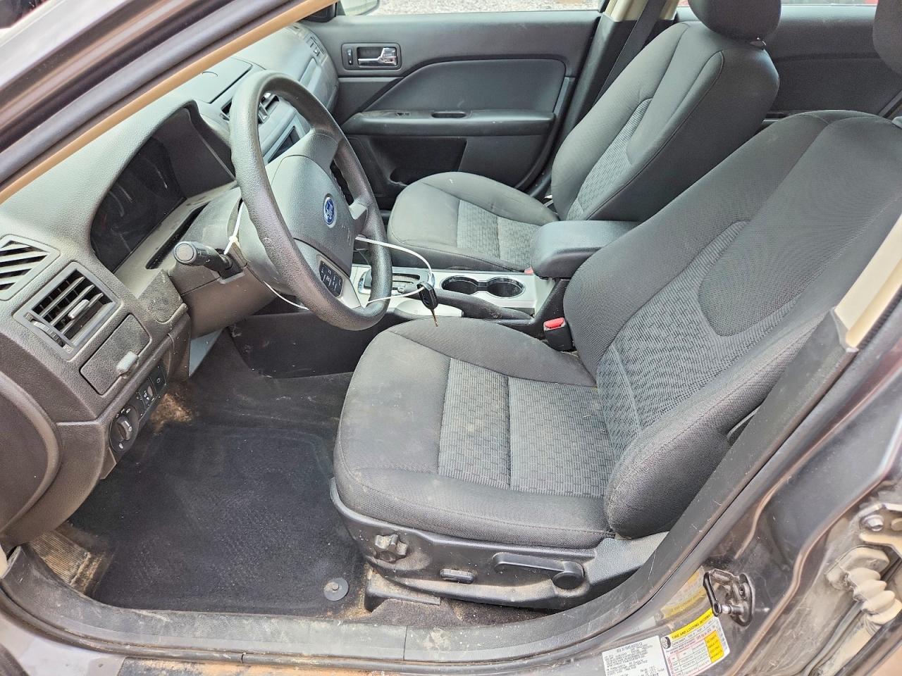 2010 Ford Fusion Se Серебряный vin: 3FAHP0HA7AR409115