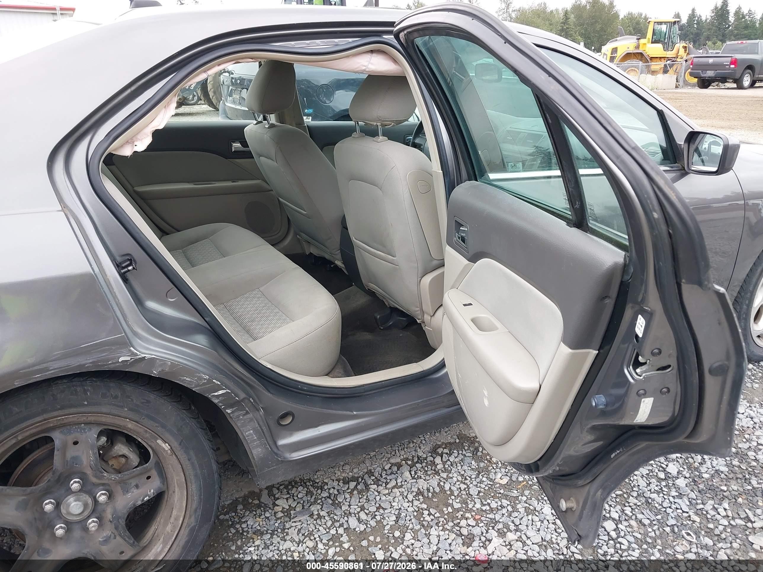 2010 Ford Fusion Se Silver vin: 3FAHP0HA7AR411219