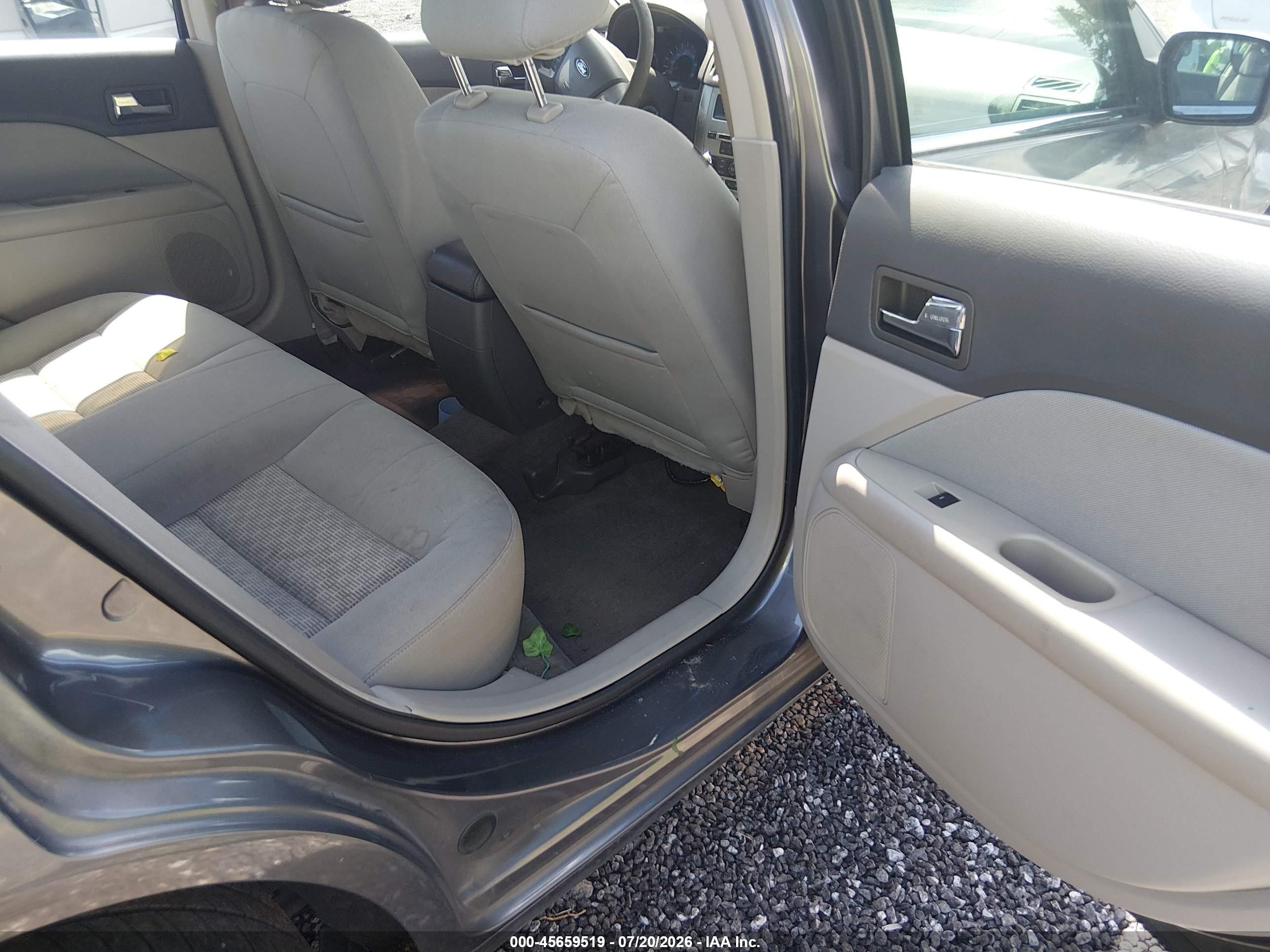 2011 Ford Fusion Se Gray vin: 3FAHP0HA7BR102934