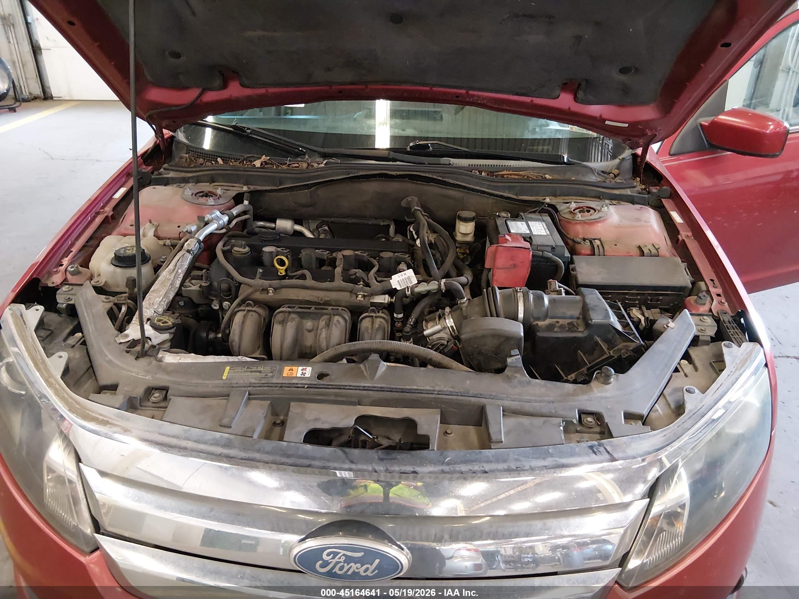 2011 Ford Fusion Se Red vin: 3FAHP0HA7BR121676