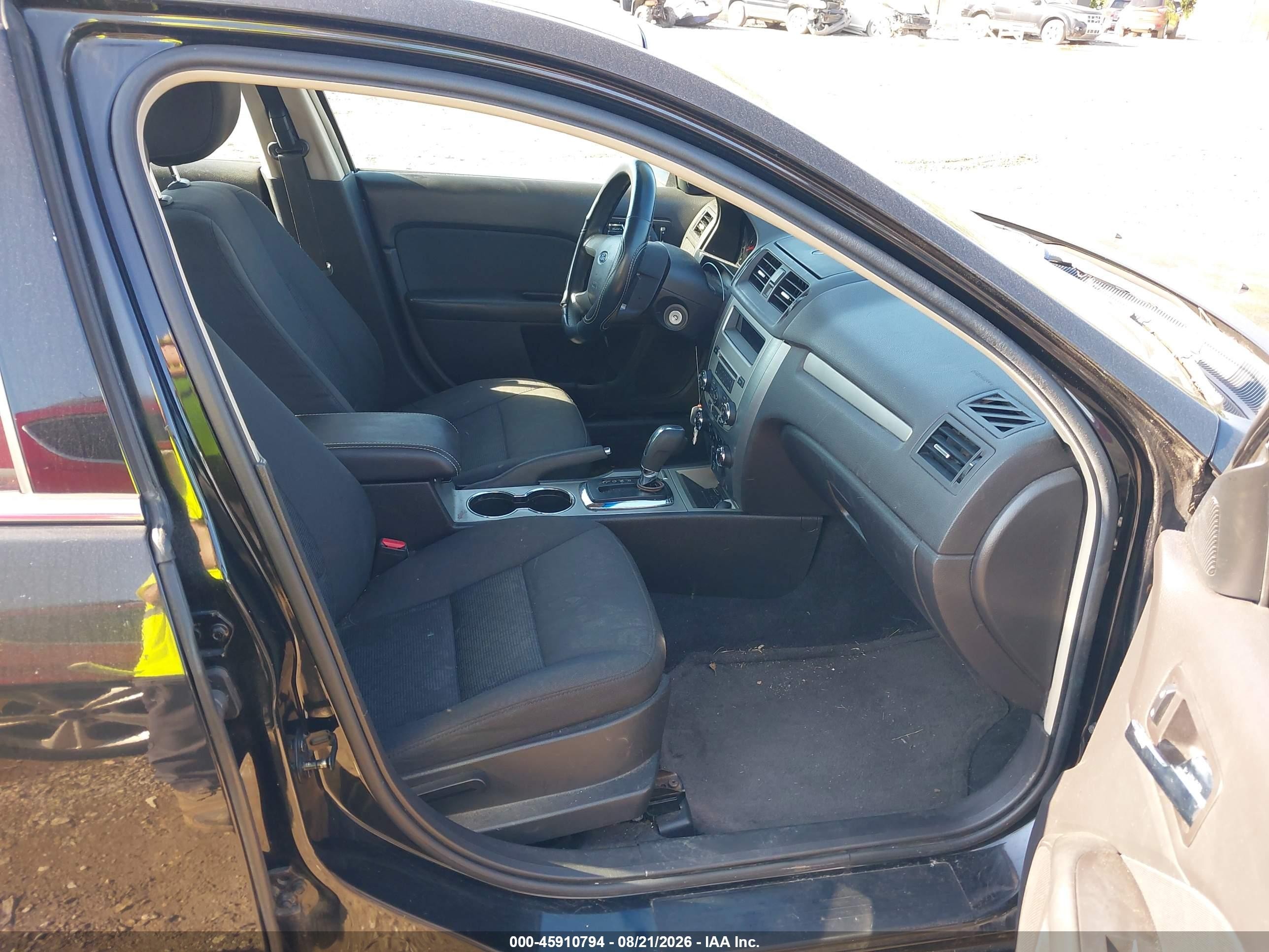 2011 Ford Fusion Se Black vin: 3FAHP0HA7BR167122