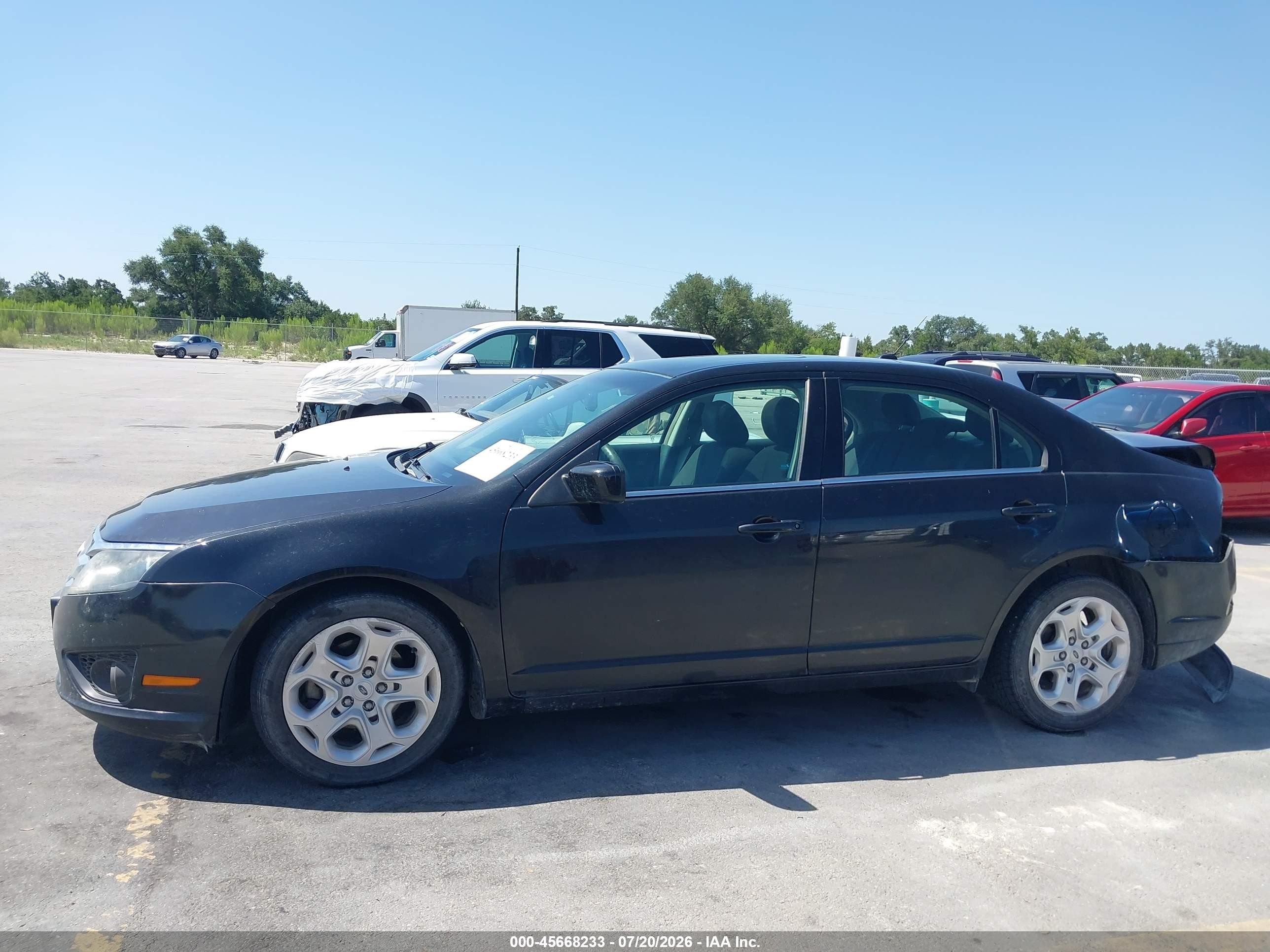 2011 Ford Fusion Se Black vin: 3FAHP0HA7BR189945