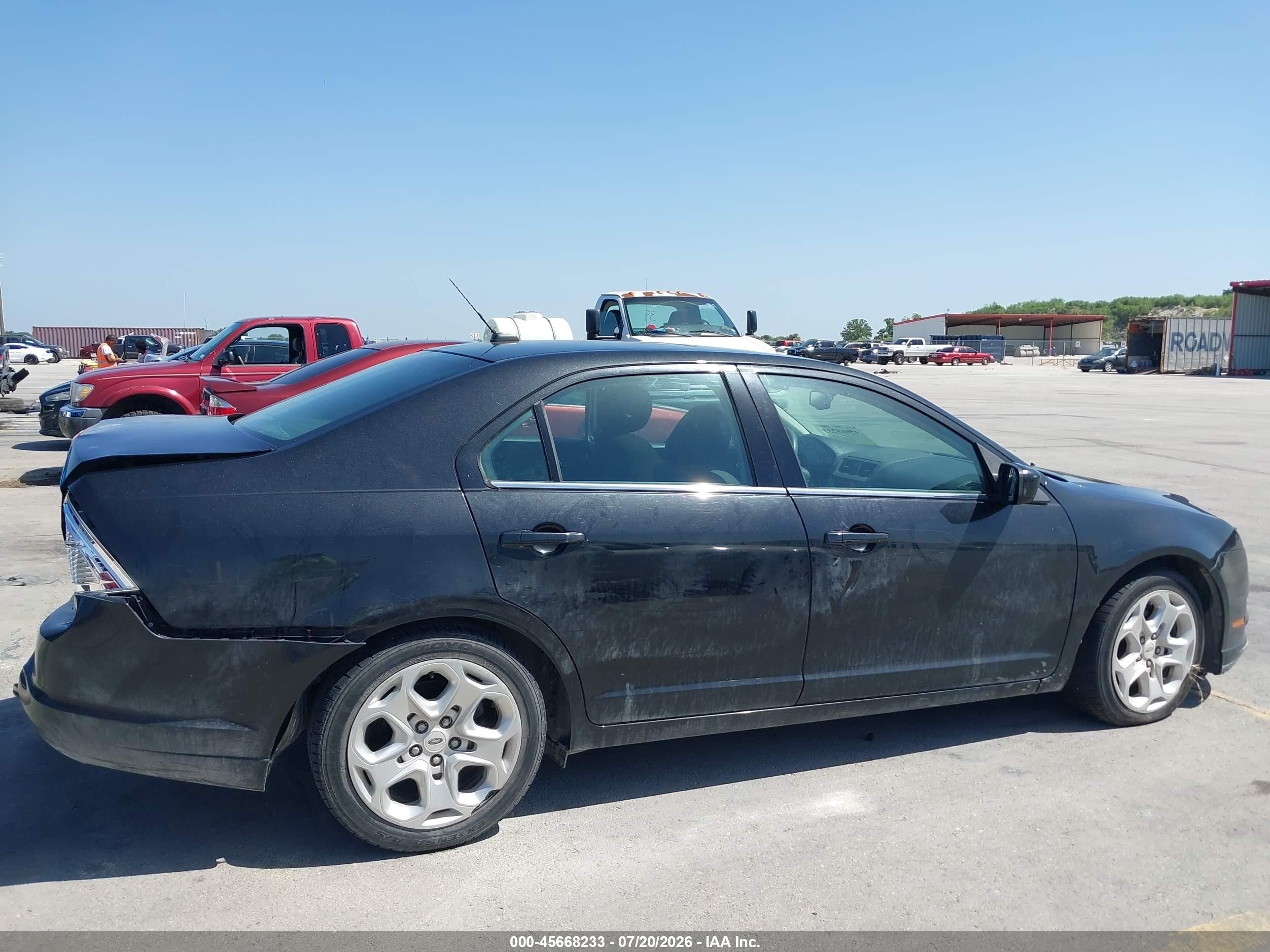 2011 Ford Fusion Se Black vin: 3FAHP0HA7BR189945