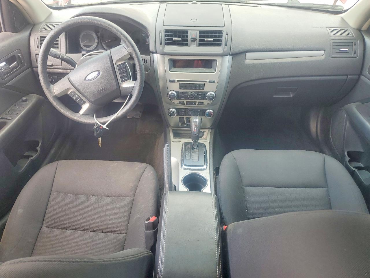 2011 Ford Fusion Red vin: 3FAHP0HA7BR195924