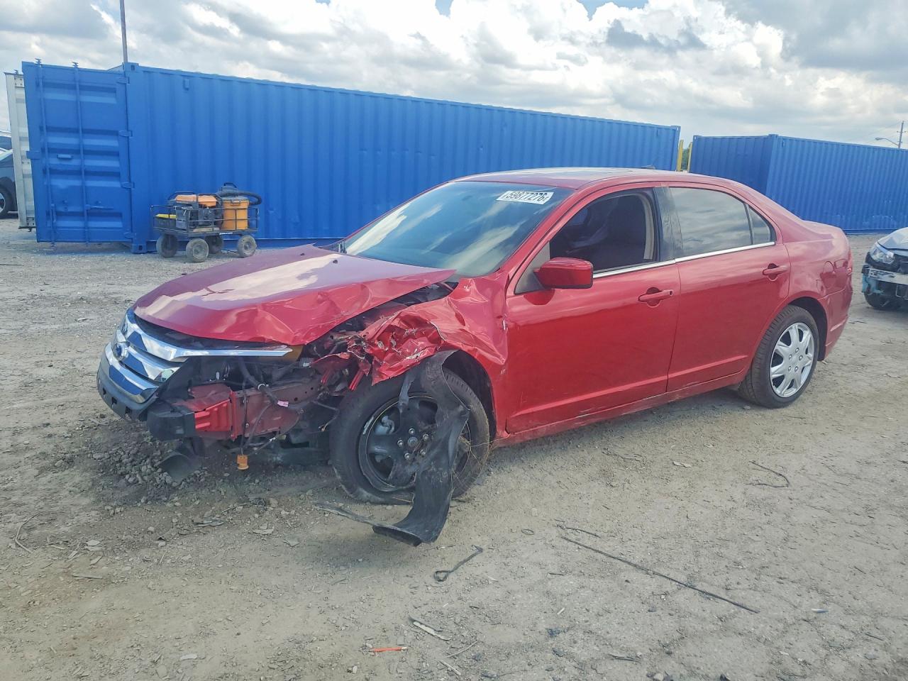 2011 Ford Fusion Red vin: 3FAHP0HA7BR195924