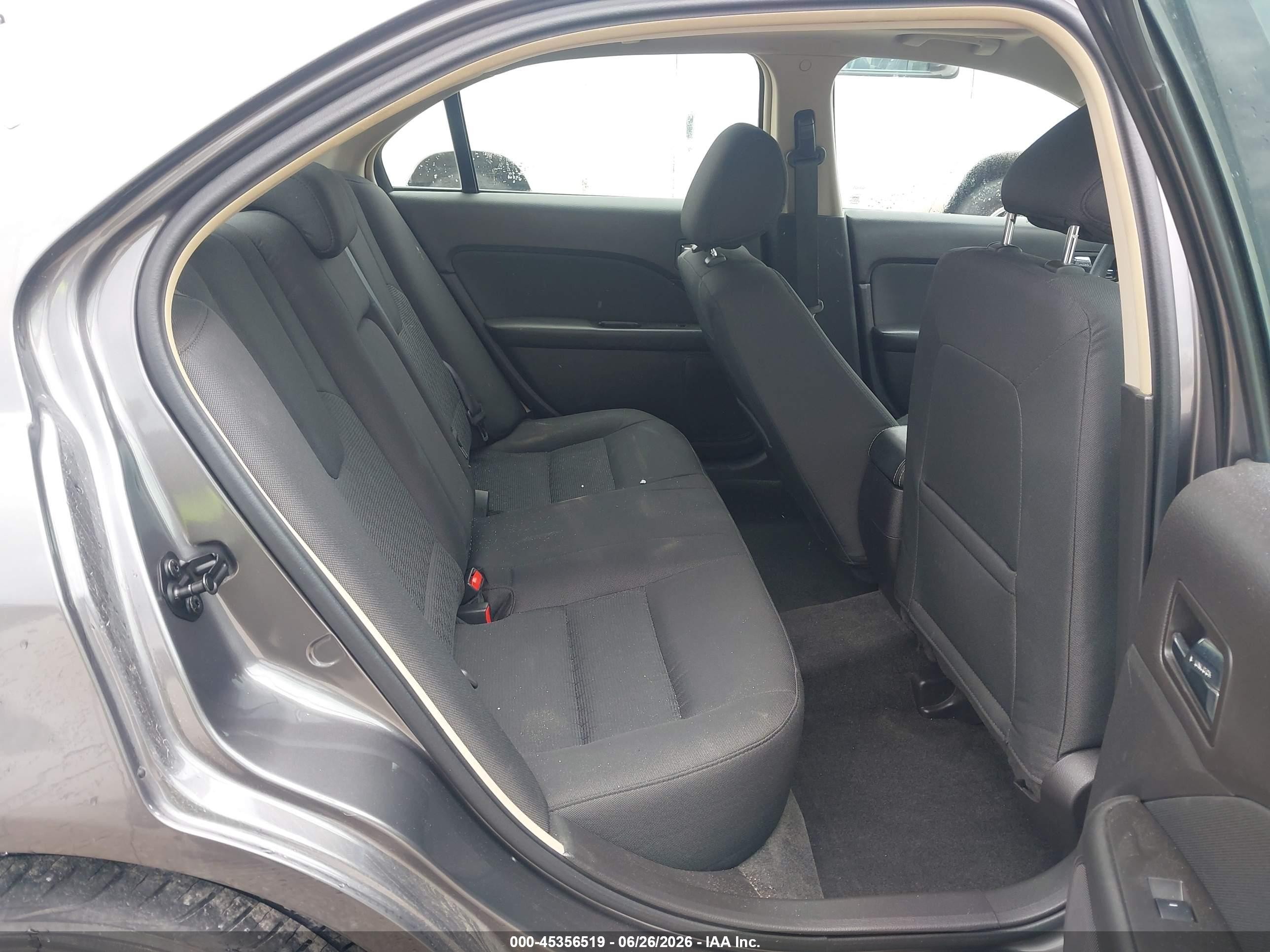 2011 Ford Fusion Se Gray vin: 3FAHP0HA7BR199942