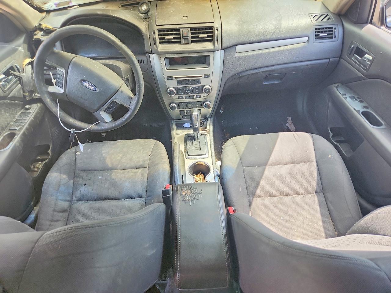 2011 Ford Fusion Se Черный vin: 3FAHP0HA7BR208817