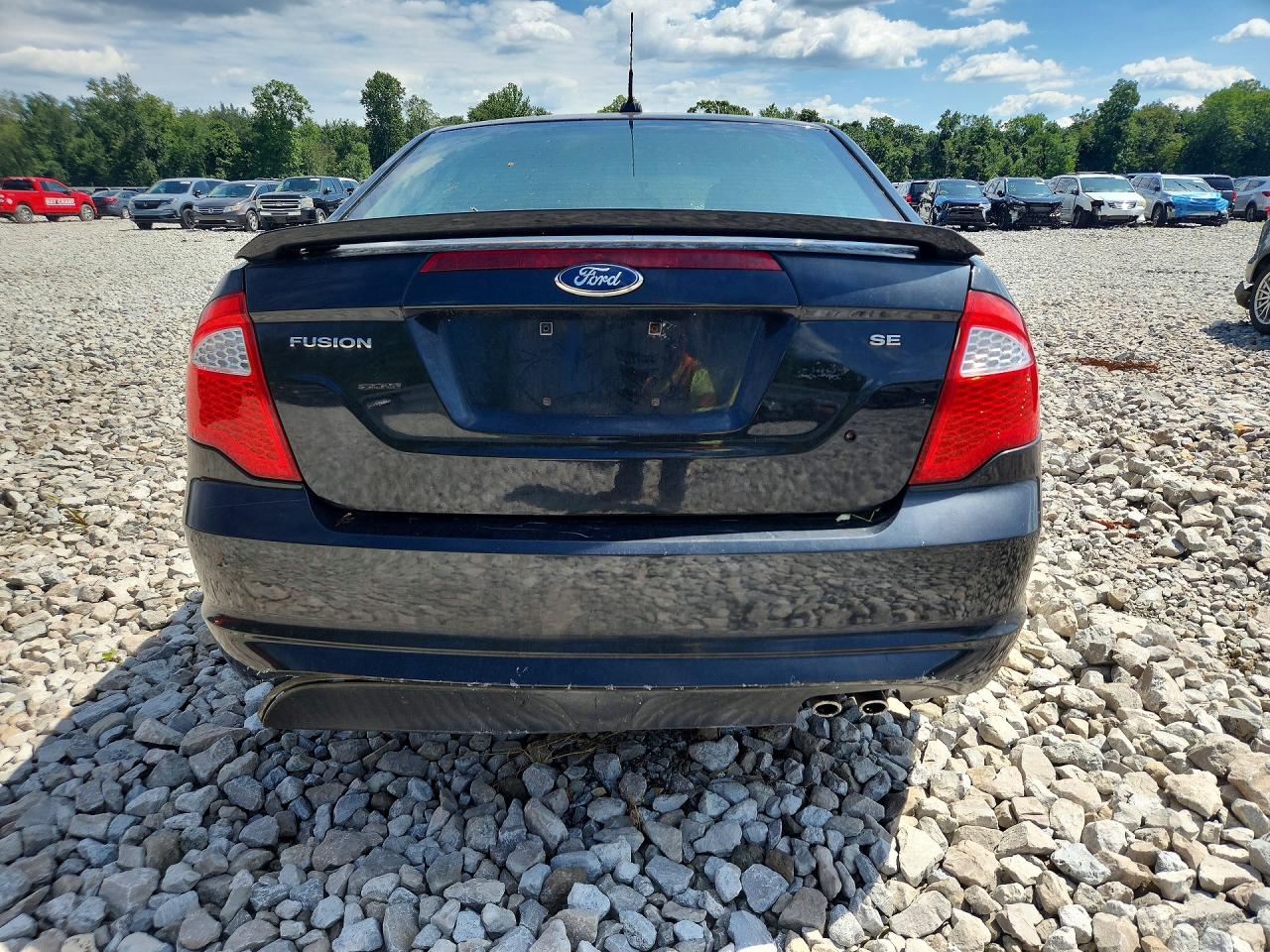 2011 Ford Fusion Se Черный vin: 3FAHP0HA7BR208817