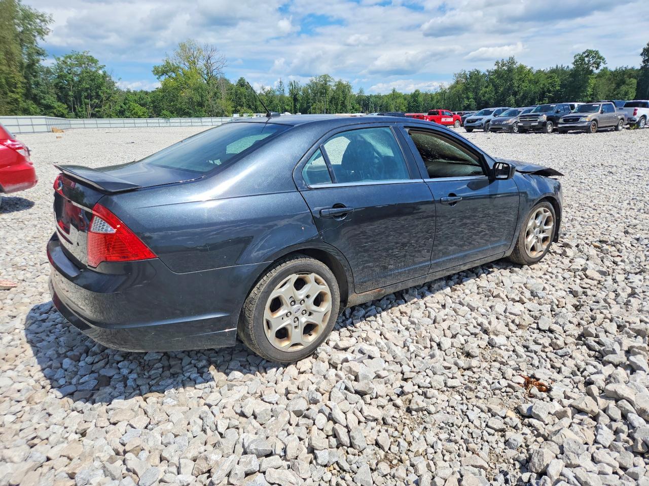 2011 Ford Fusion Se Черный vin: 3FAHP0HA7BR208817