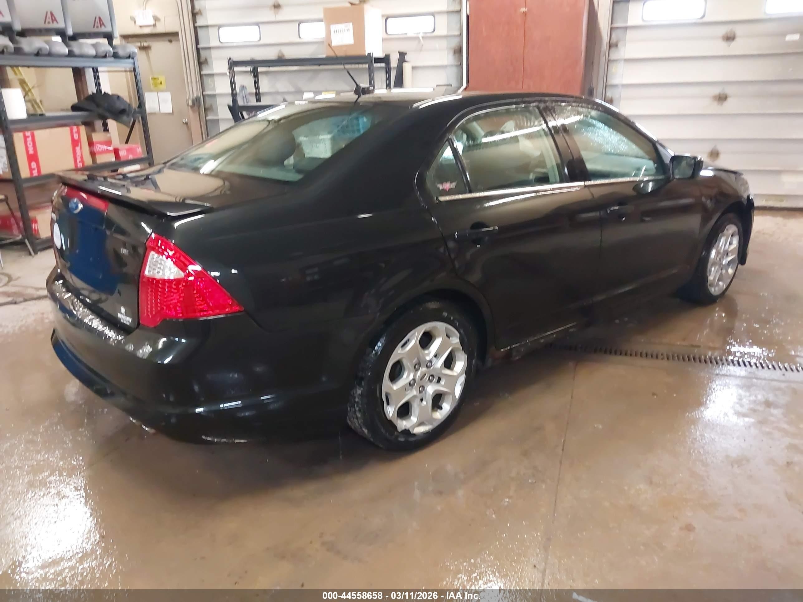 2011 Ford Fusion Se Черный vin: 3FAHP0HA7BR302518