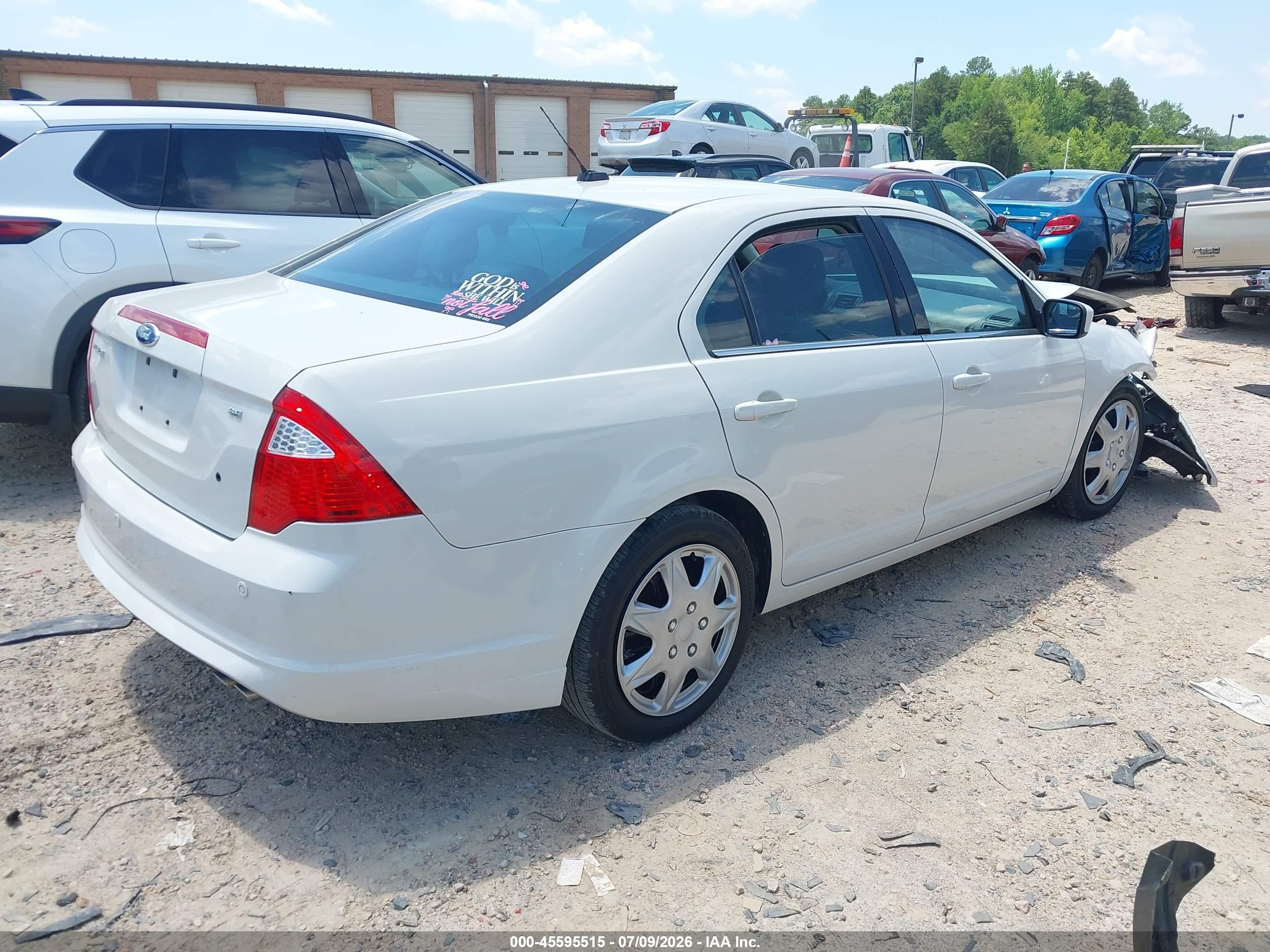 2011 Ford Fusion Se White vin: 3FAHP0HA7BR310053