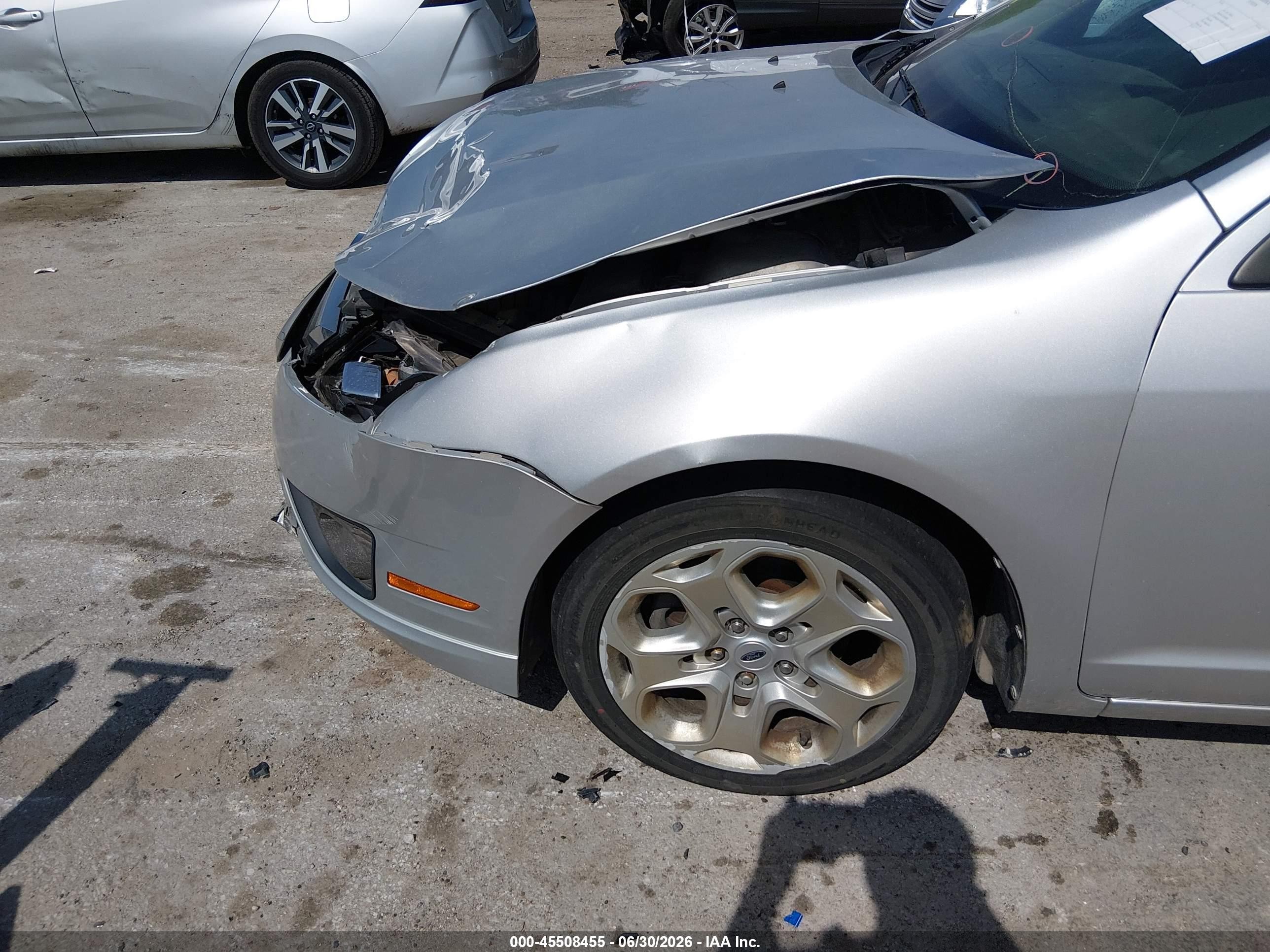 2011 Ford Fusion Se Silver vin: 3FAHP0HA7BR341190