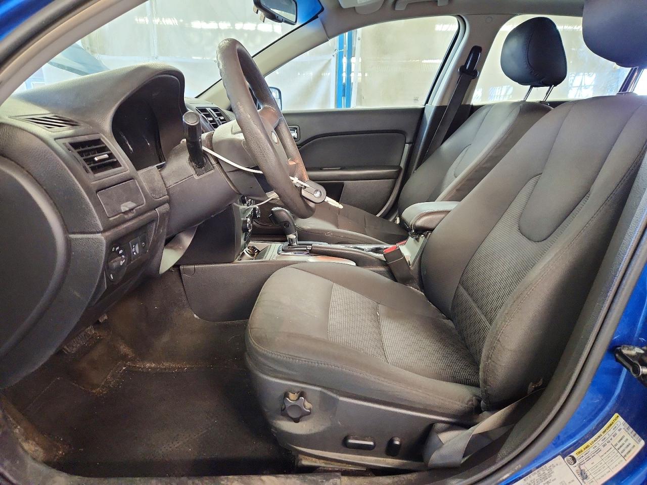 2011 Ford Fusion Se Blue vin: 3FAHP0HA7BR346597