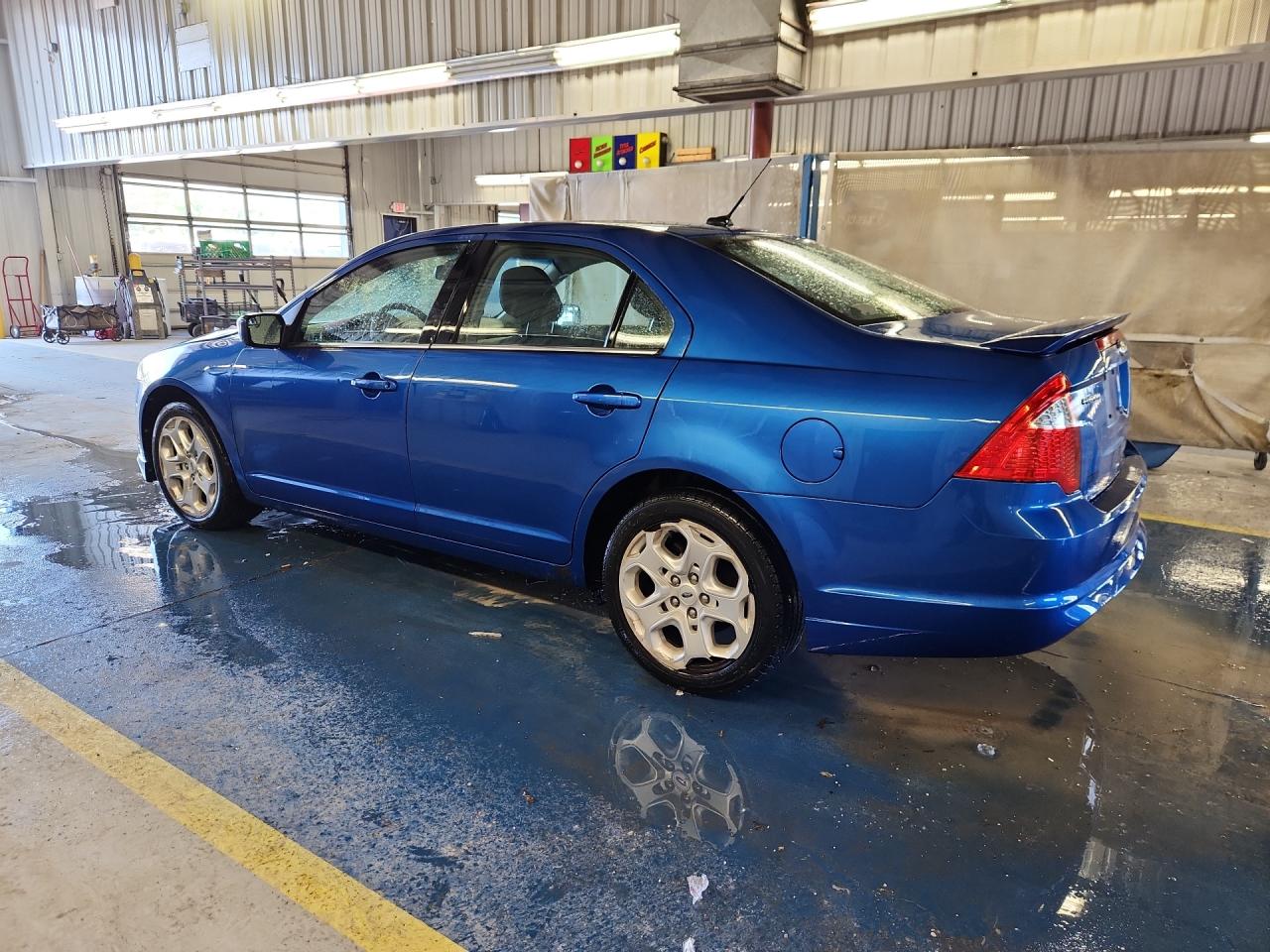 2011 Ford Fusion Se Blue vin: 3FAHP0HA7BR346597 Damage: Left Rocker Panel, Corrosion, 2 To 3 Inches