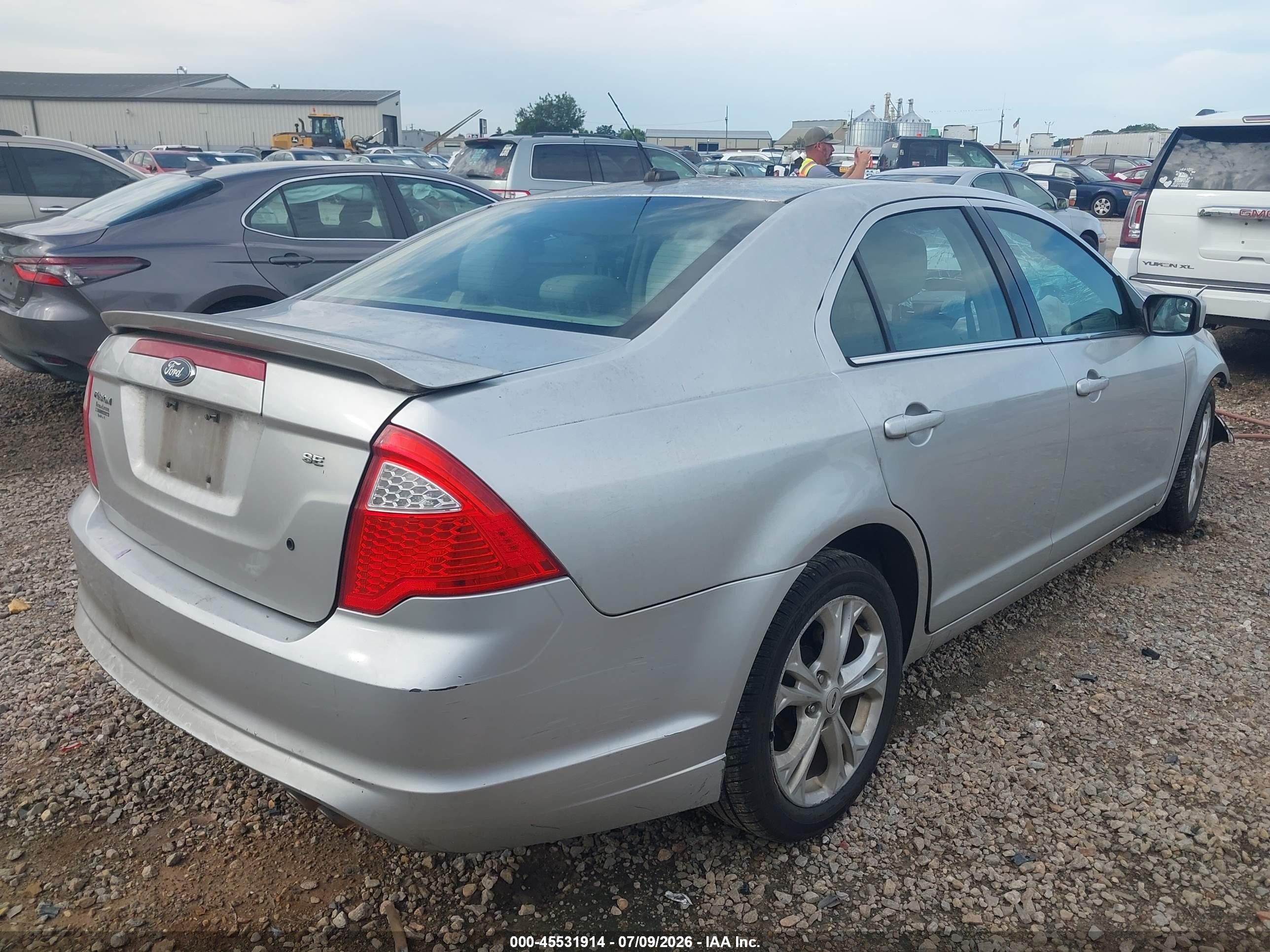 2012 Ford Fusion Se Серебряный vin: 3FAHP0HA7CR103650