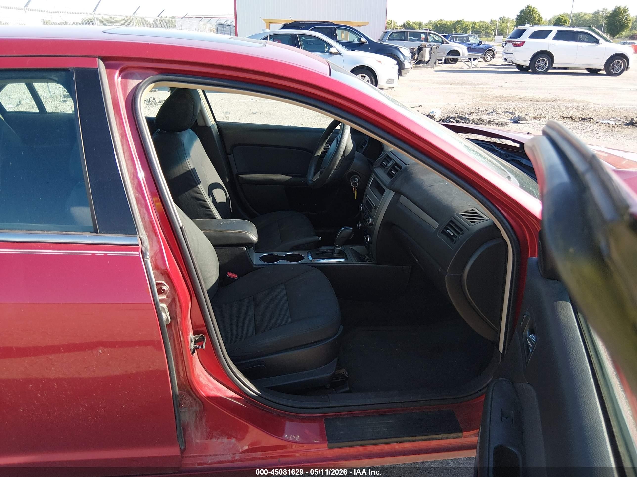 2012 Ford Fusion Se Red vin: 3FAHP0HA7CR150693