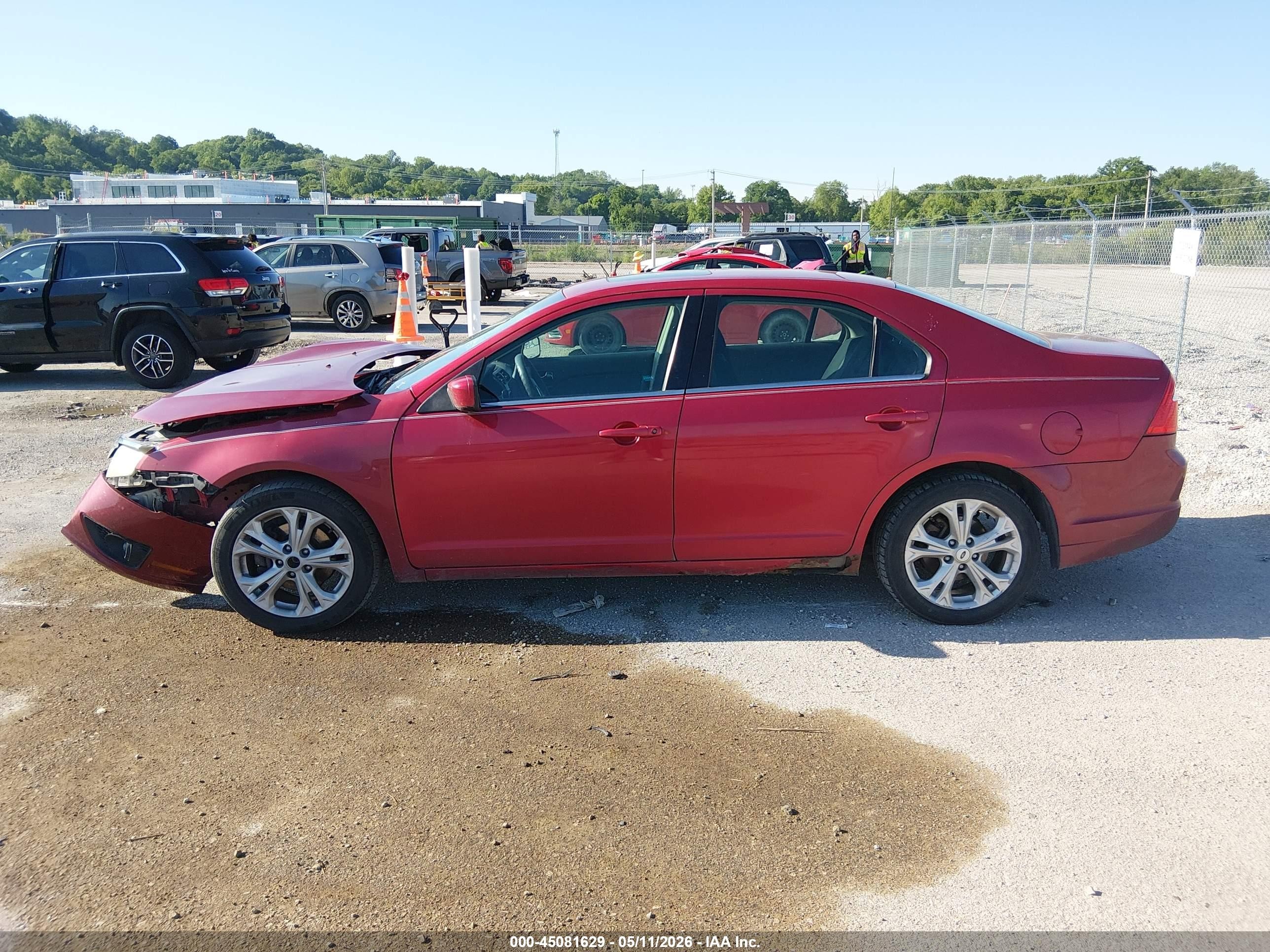 2012 Ford Fusion Se Red vin: 3FAHP0HA7CR150693