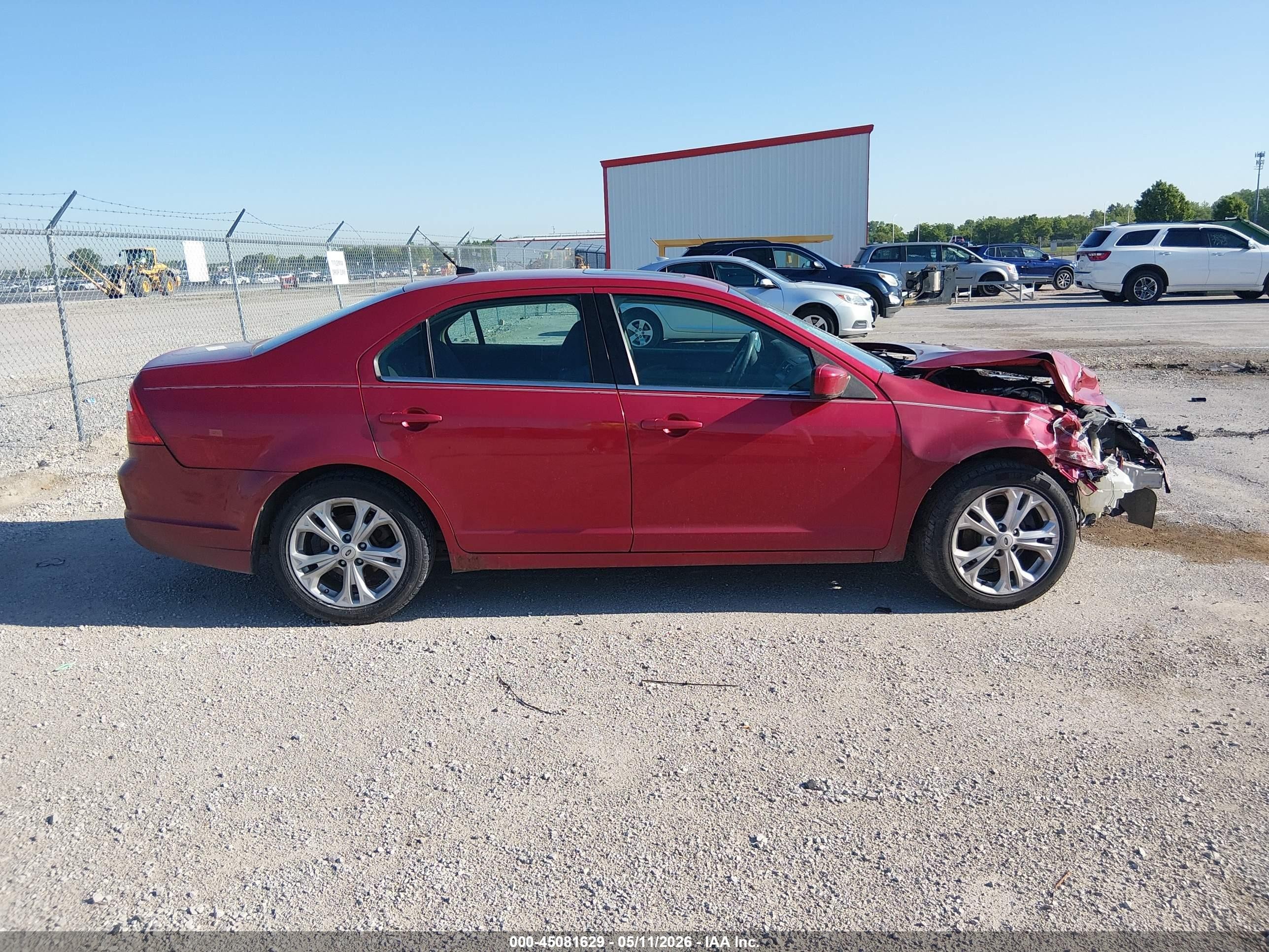 2012 Ford Fusion Se Red vin: 3FAHP0HA7CR150693