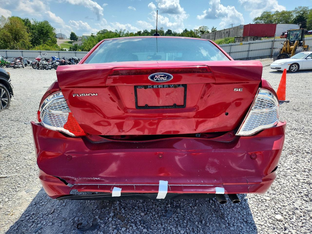 2012 Ford Fusion Se Red vin: 3FAHP0HA7CR168613
