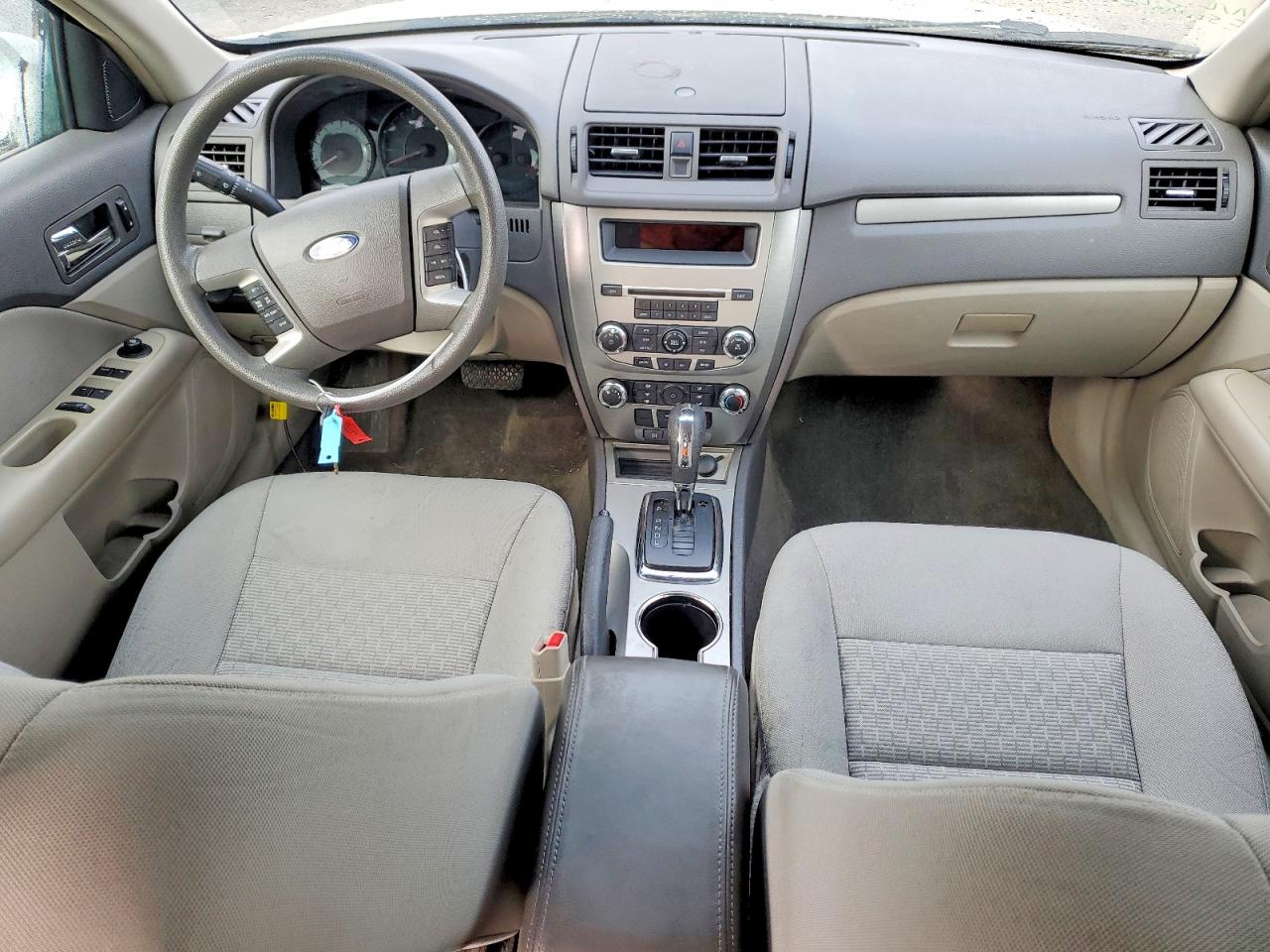 2012 Ford Fusion Se White vin: 3FAHP0HA7CR239910