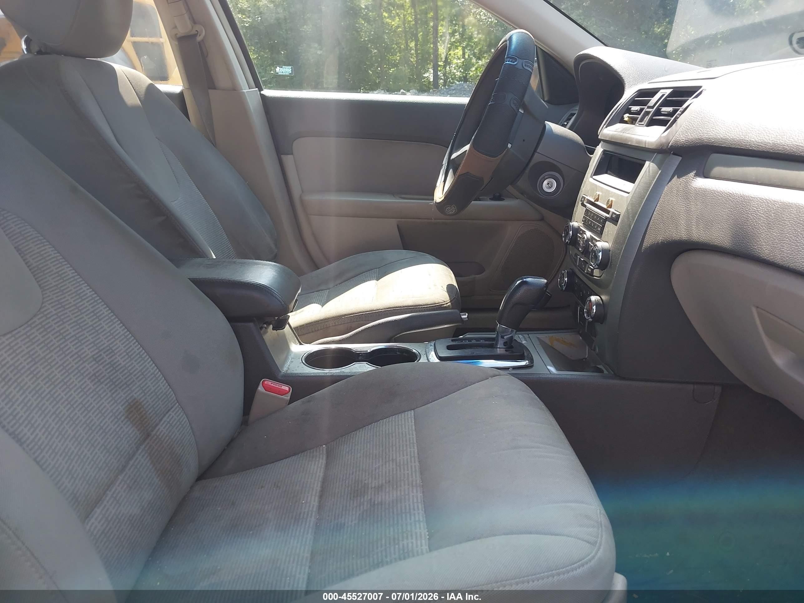 2012 Ford Fusion Se White vin: 3FAHP0HA7CR248610
