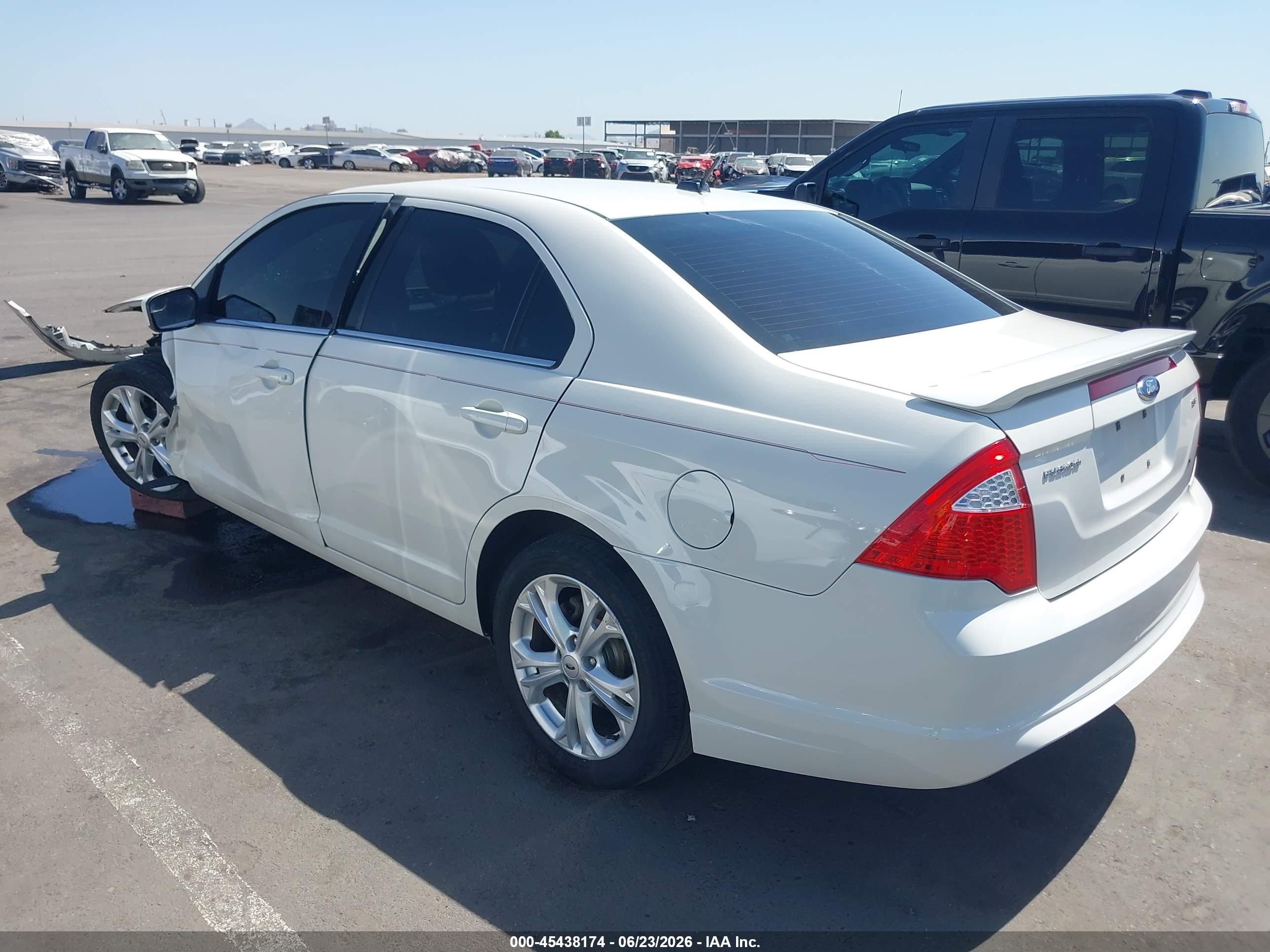 2012 Ford Fusion Se Белый vin: 3FAHP0HA7CR248977