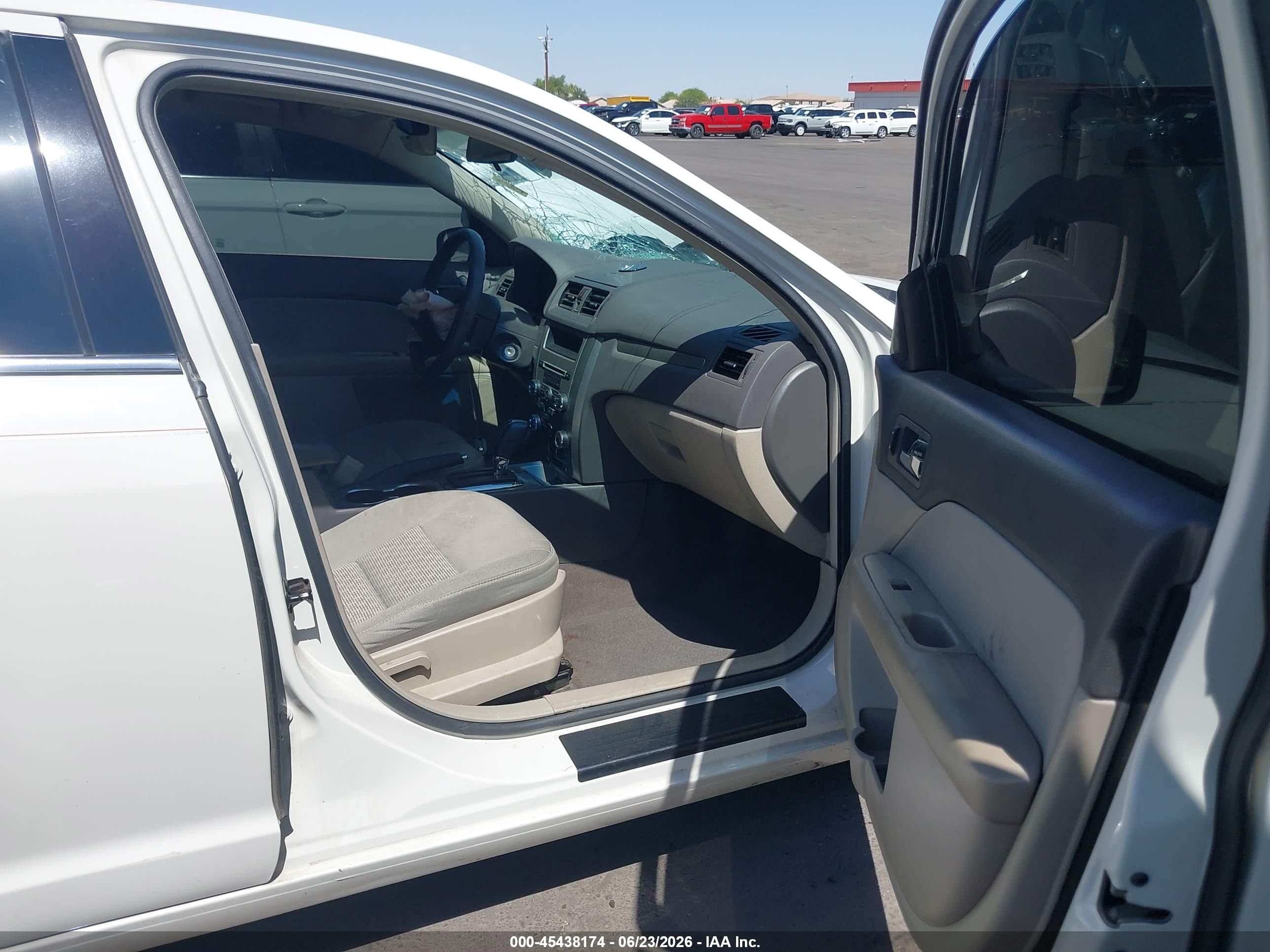 2012 Ford Fusion Se Белый vin: 3FAHP0HA7CR248977