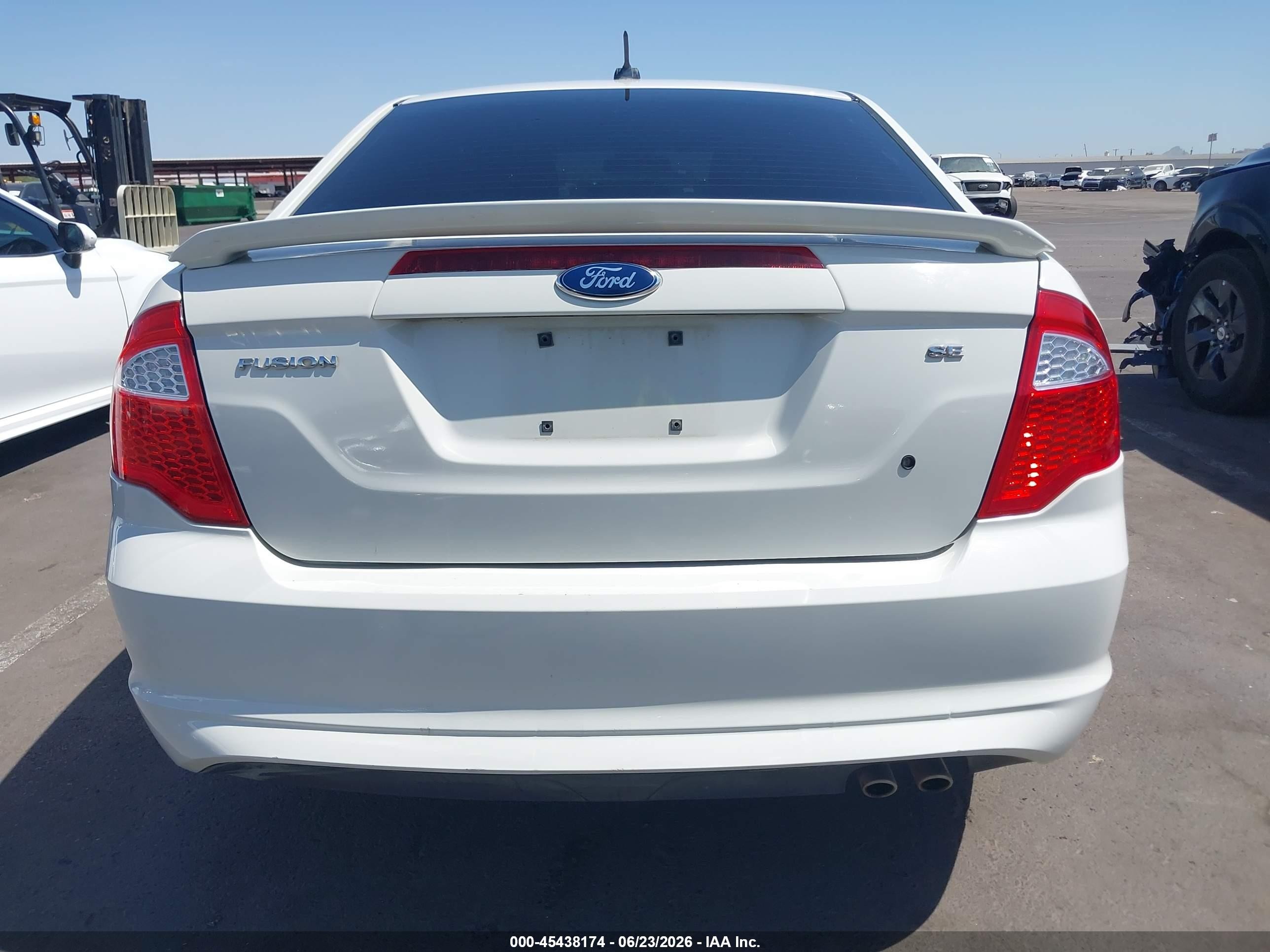 2012 Ford Fusion Se Белый vin: 3FAHP0HA7CR248977