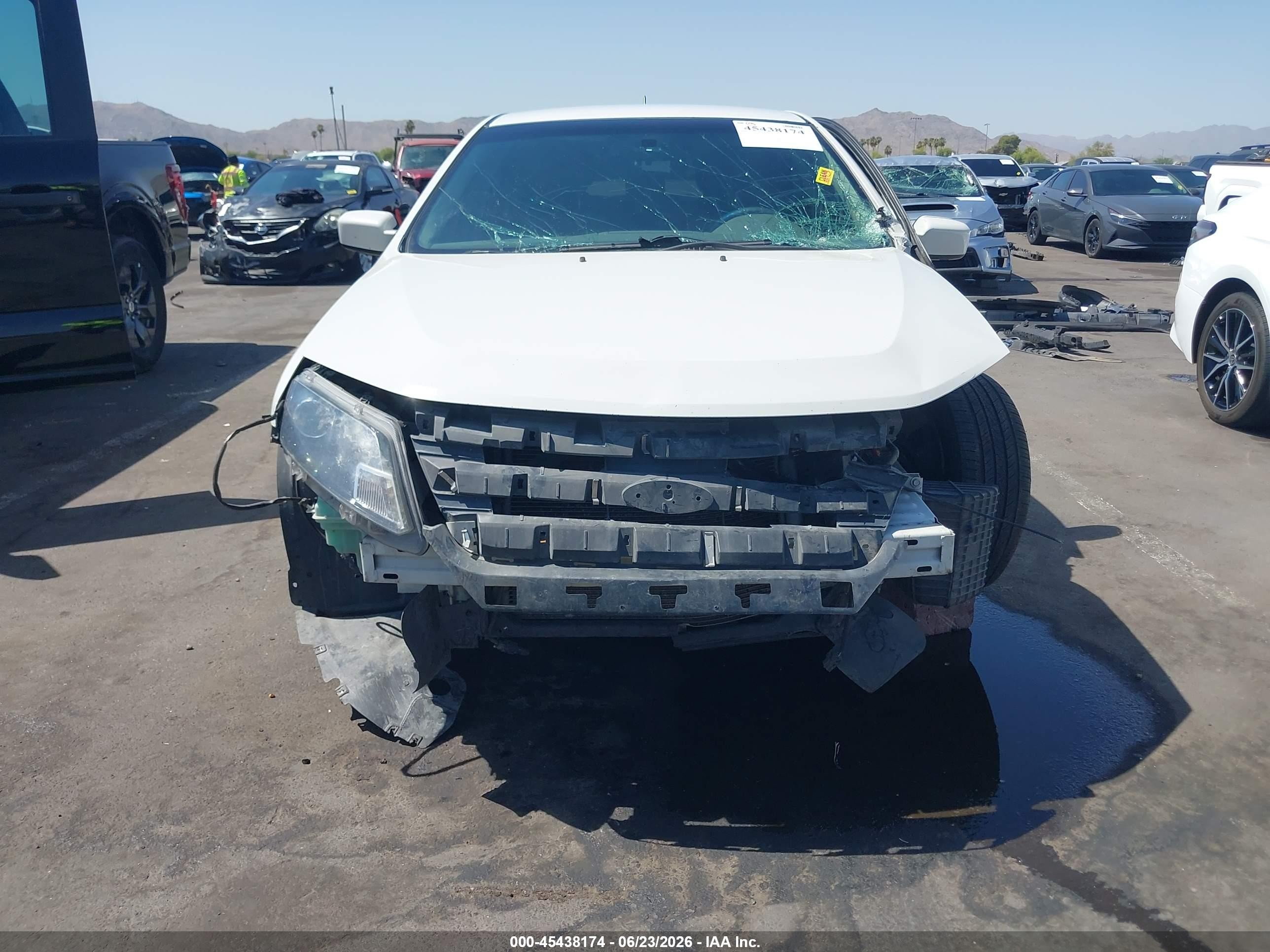 2012 Ford Fusion Se Белый vin: 3FAHP0HA7CR248977