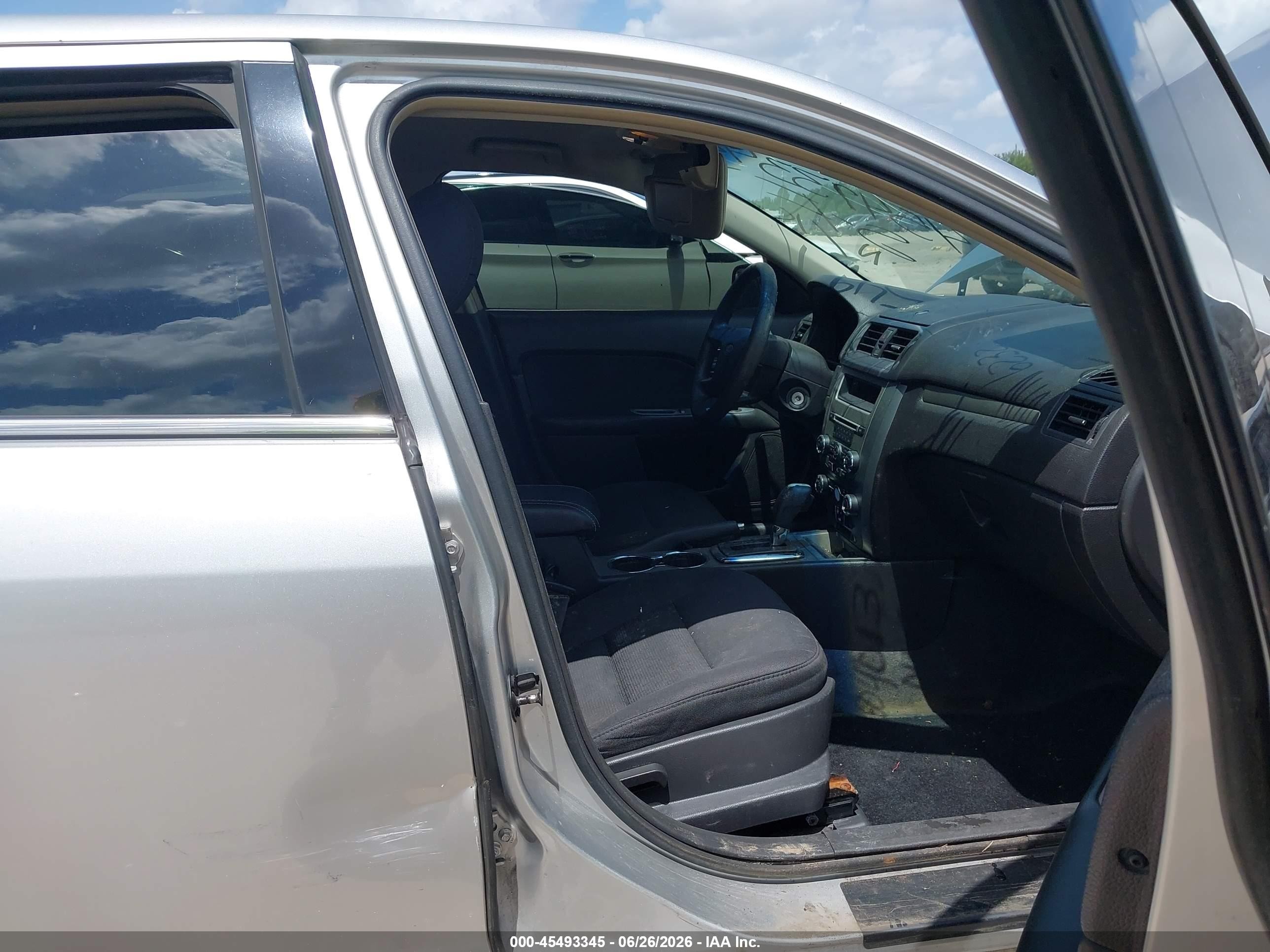 2012 Ford Fusion Se Silver vin: 3FAHP0HA7CR306232