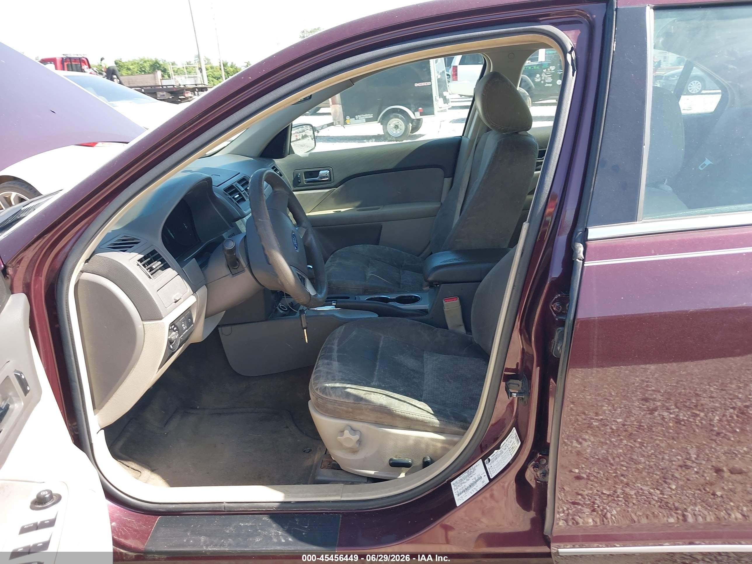 2012 Ford Fusion Se Purple vin: 3FAHP0HA7CR309552