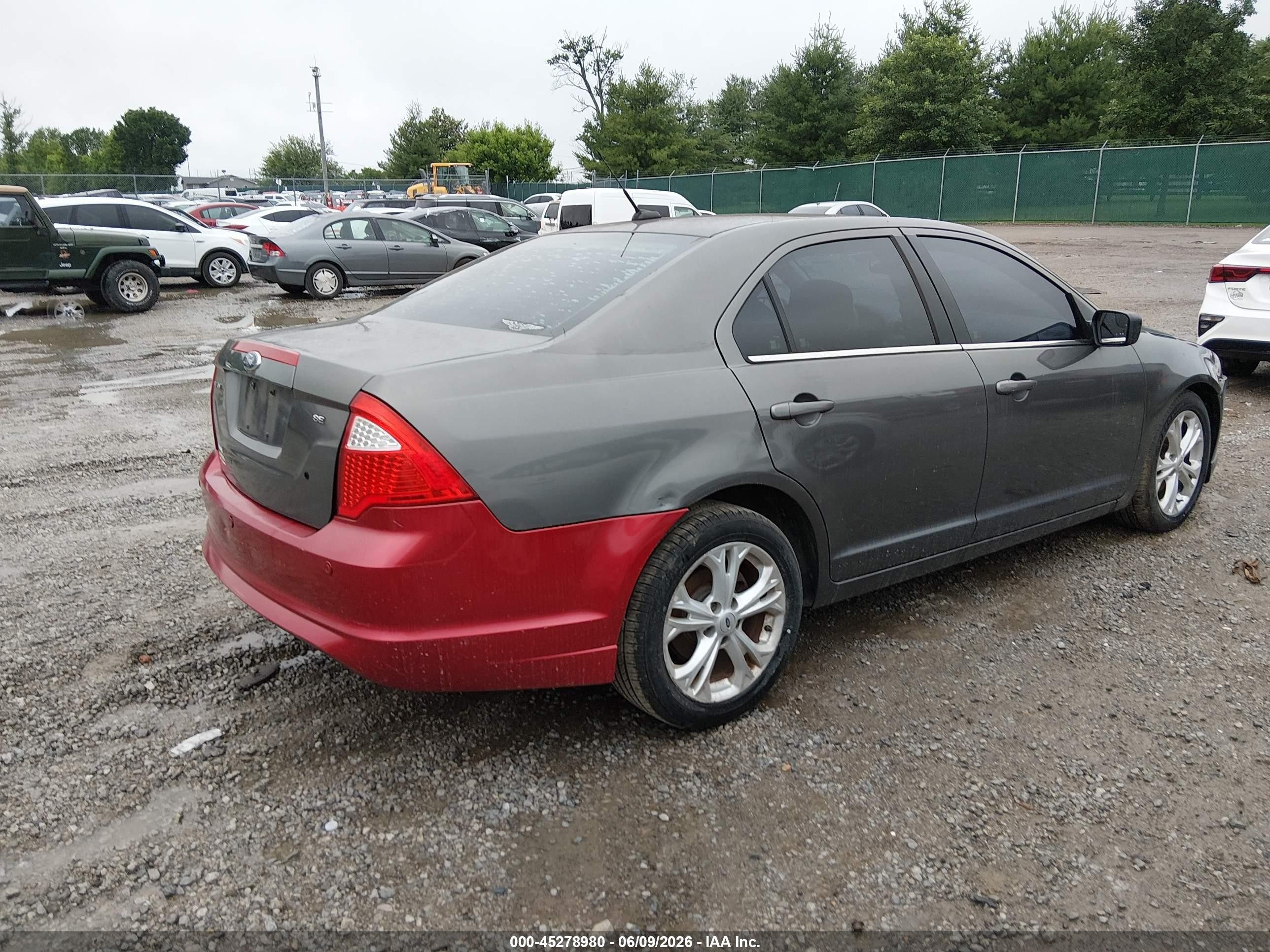 2012 Ford Fusion Se Gray vin: 3FAHP0HA7CR346598
