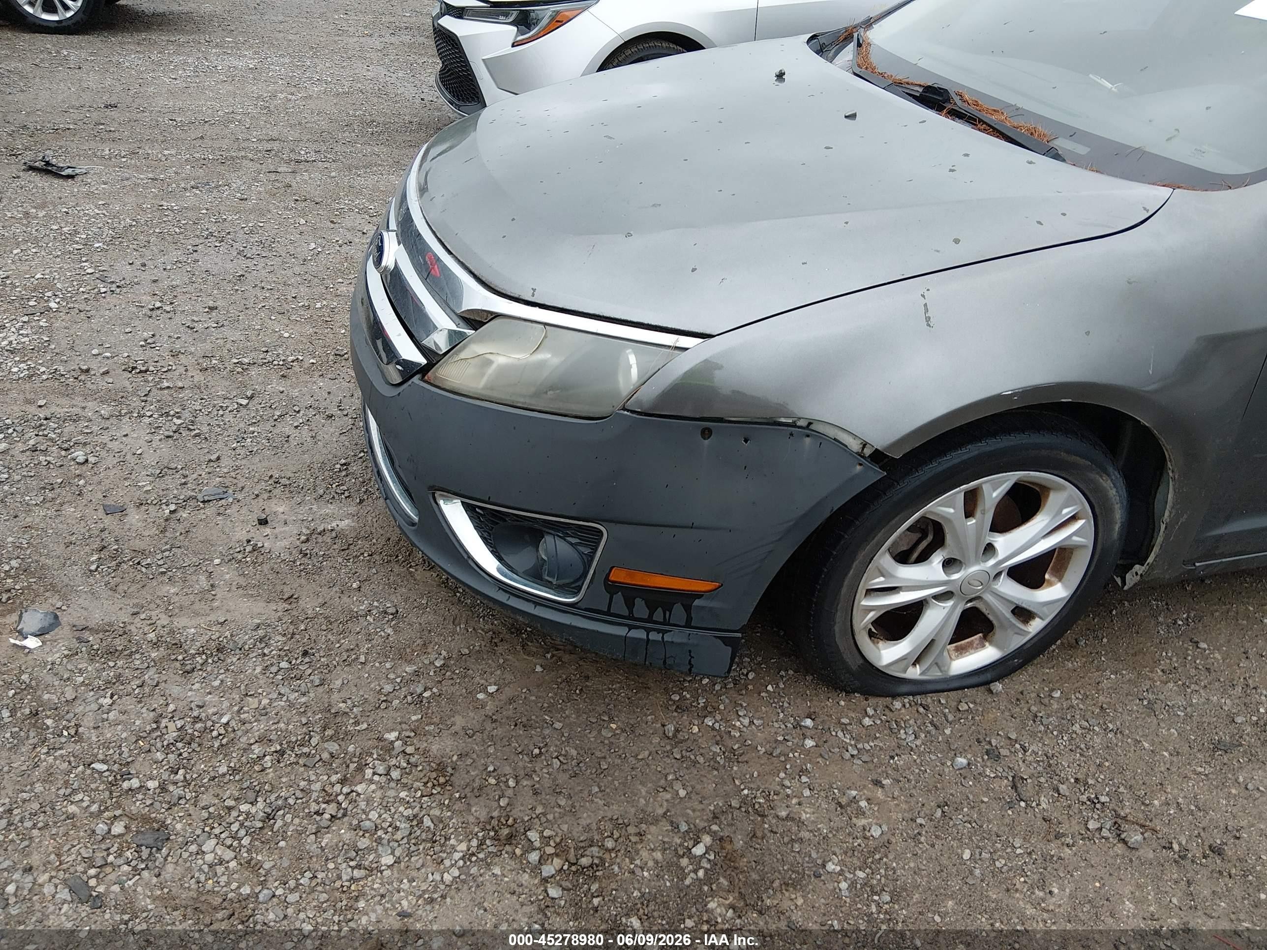 2012 Ford Fusion Se Gray vin: 3FAHP0HA7CR346598
