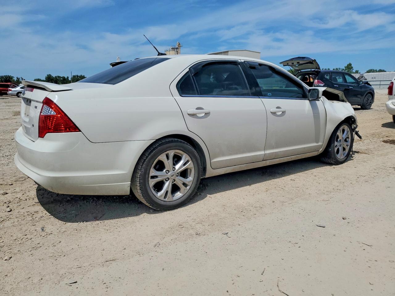2012 Ford Fusion Se White vin: 3FAHP0HA7CR377009
