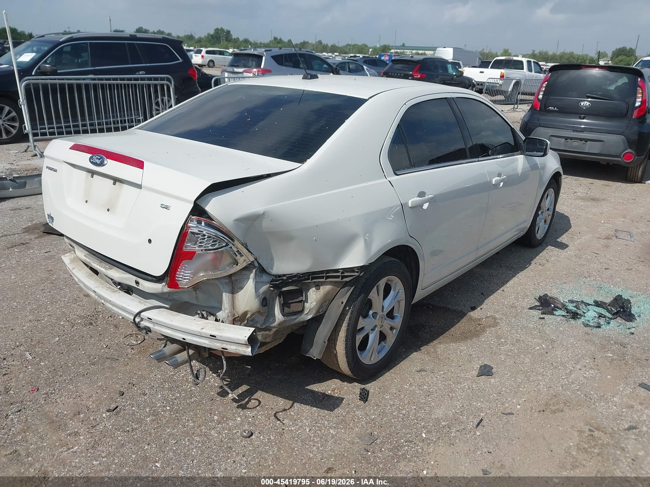 2012 Ford Fusion Se White vin: 3FAHP0HA7CR444756