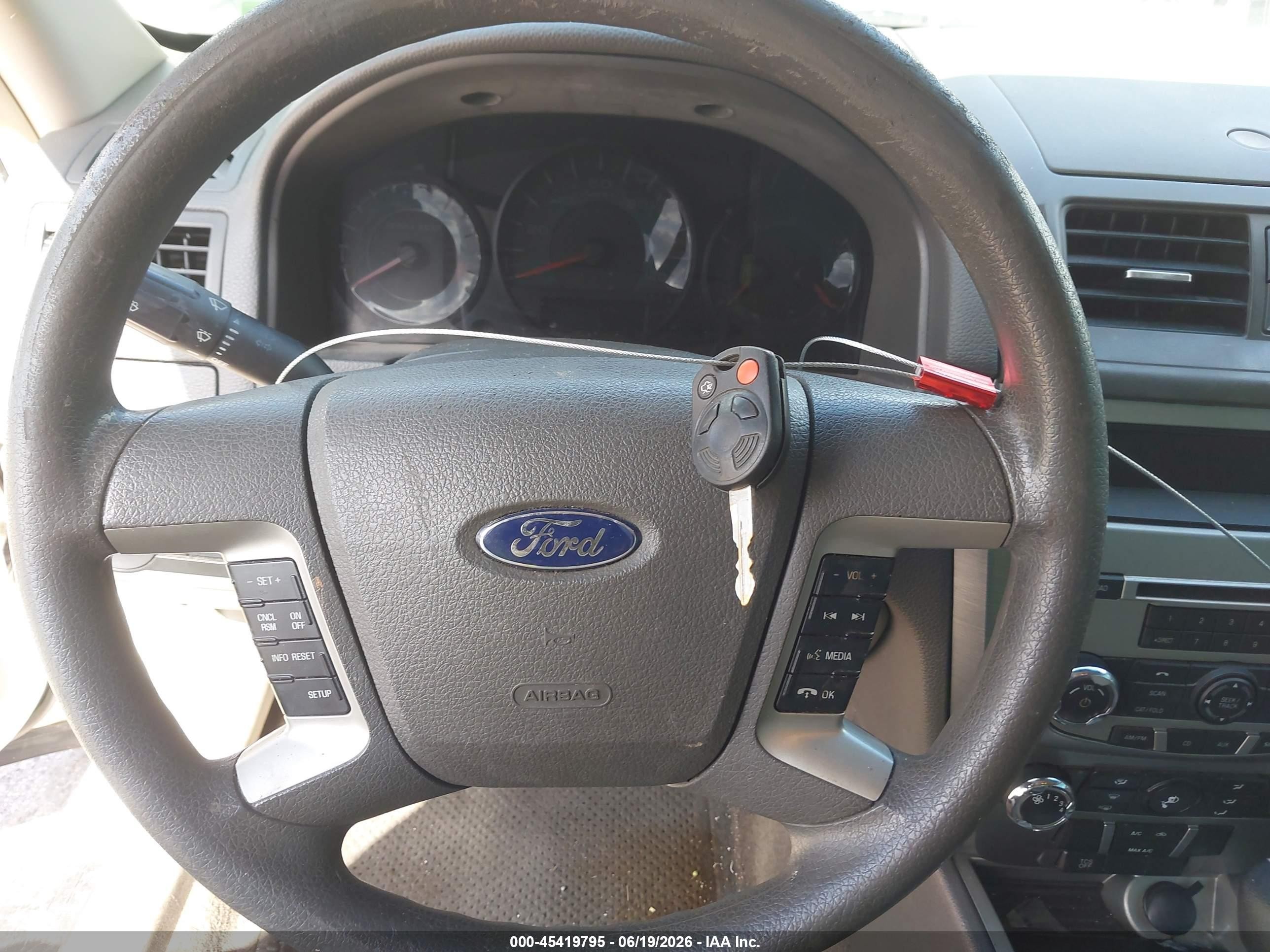 2012 Ford Fusion Se White vin: 3FAHP0HA7CR444756