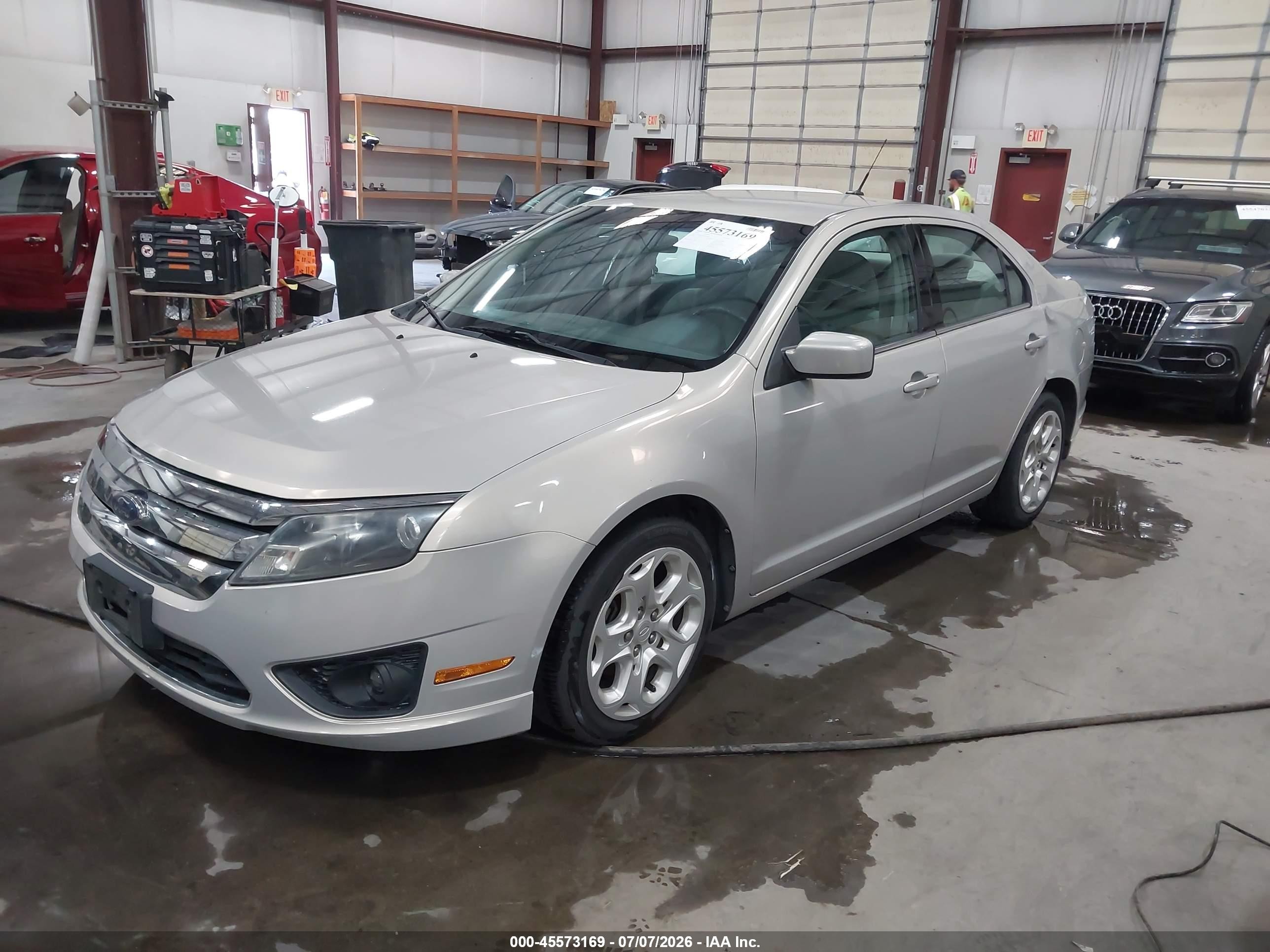 2010 Ford Fusion Se Beige vin: 3FAHP0HA8AR128604