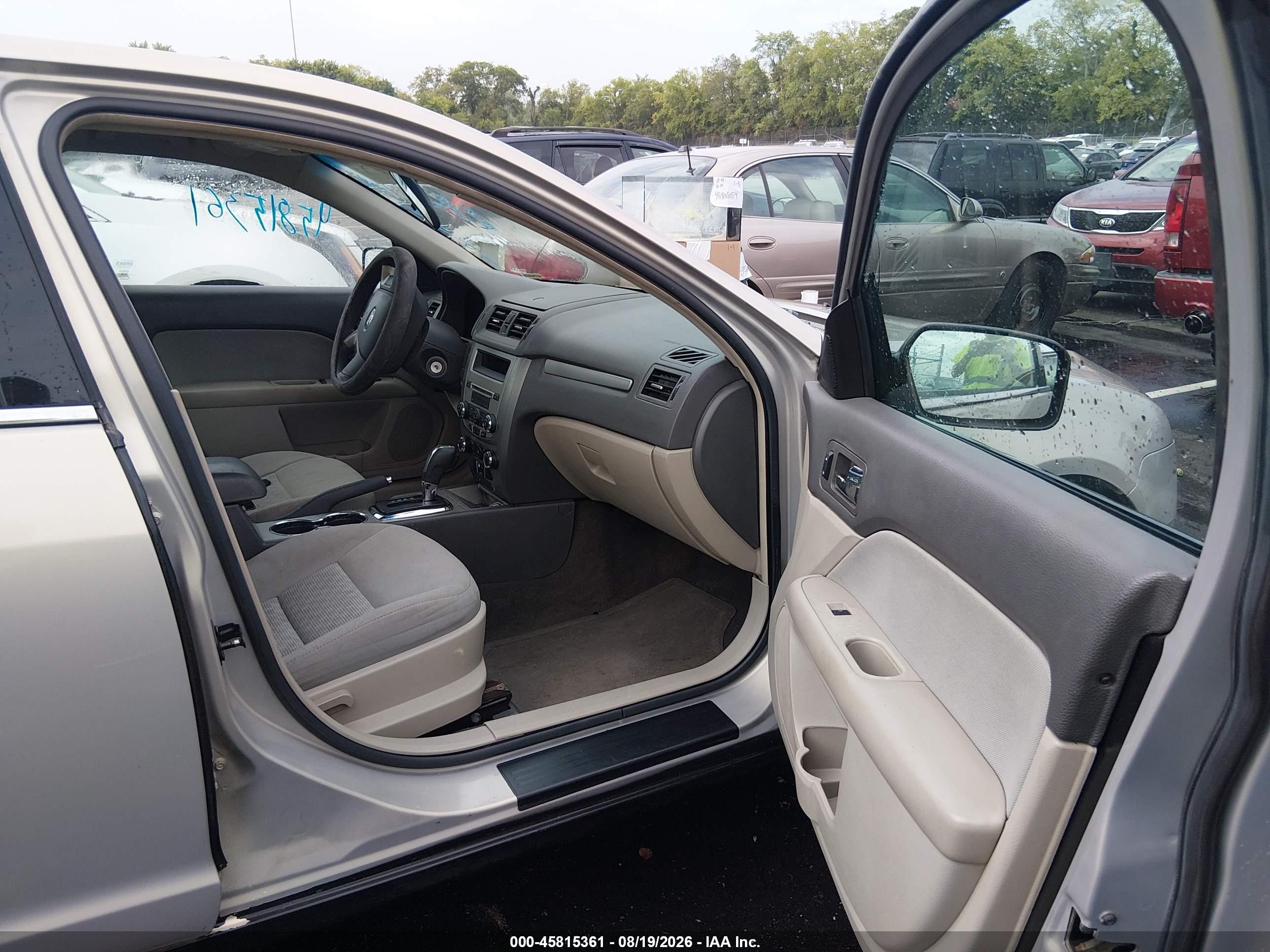 2010 Ford Fusion Se Silver vin: 3FAHP0HA8AR142101