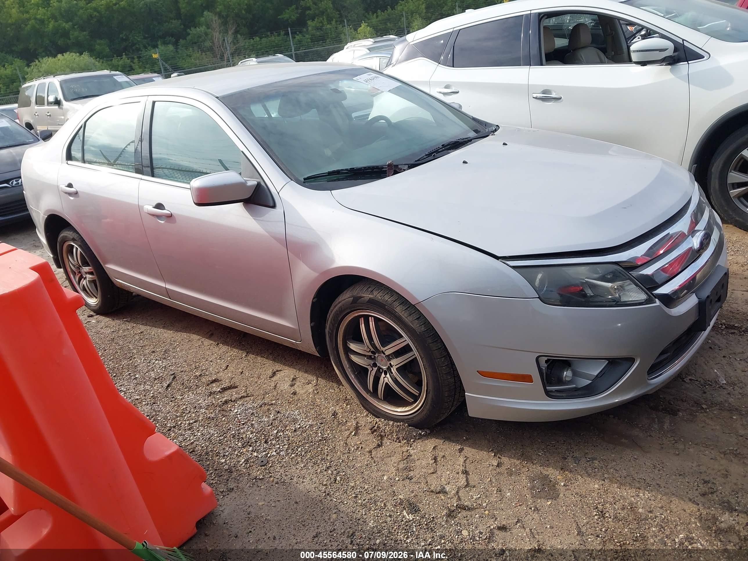 2010 Ford Fusion Se Silver vin: 3FAHP0HA8AR145483