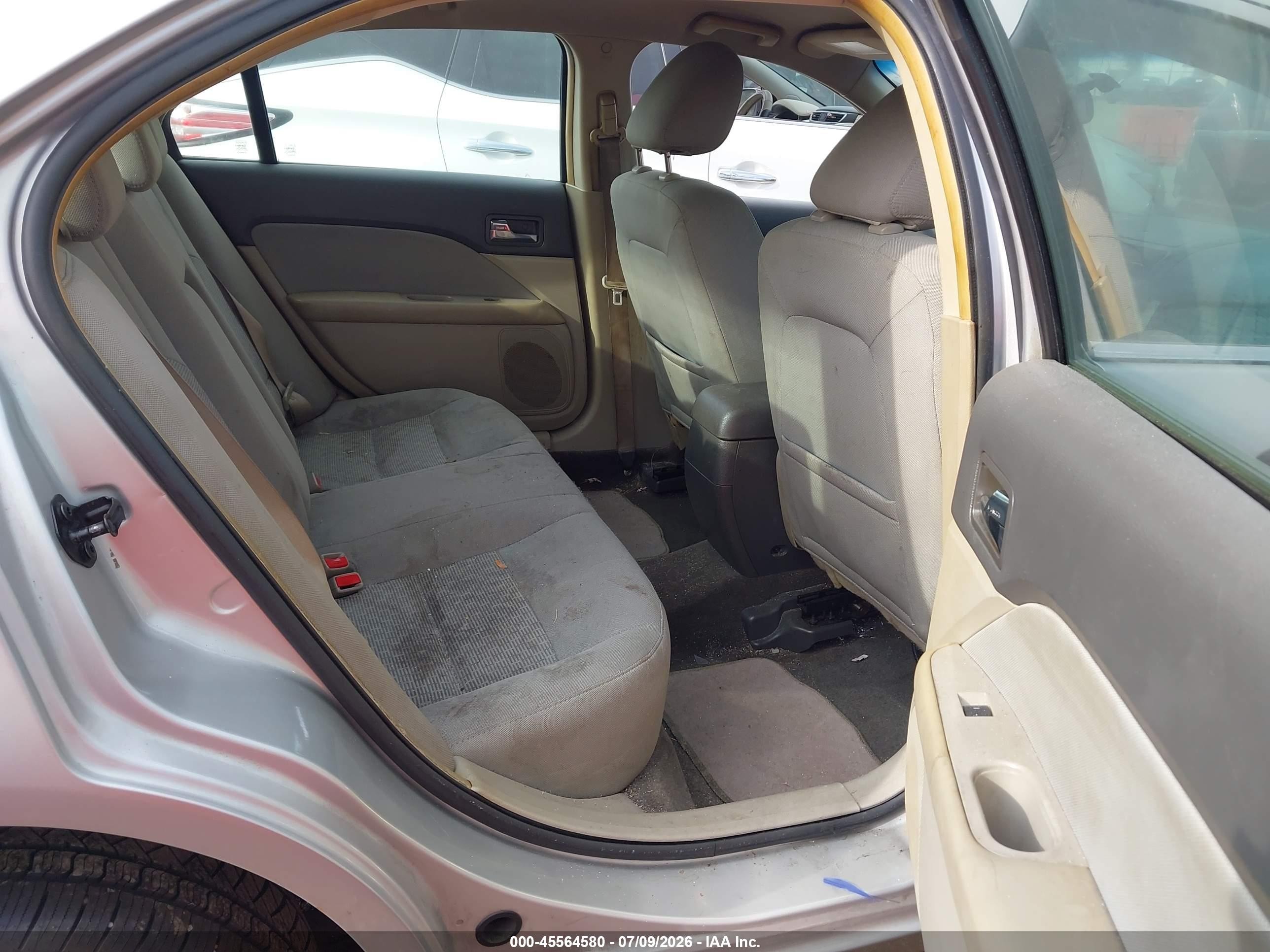 2010 Ford Fusion Se Silver vin: 3FAHP0HA8AR145483