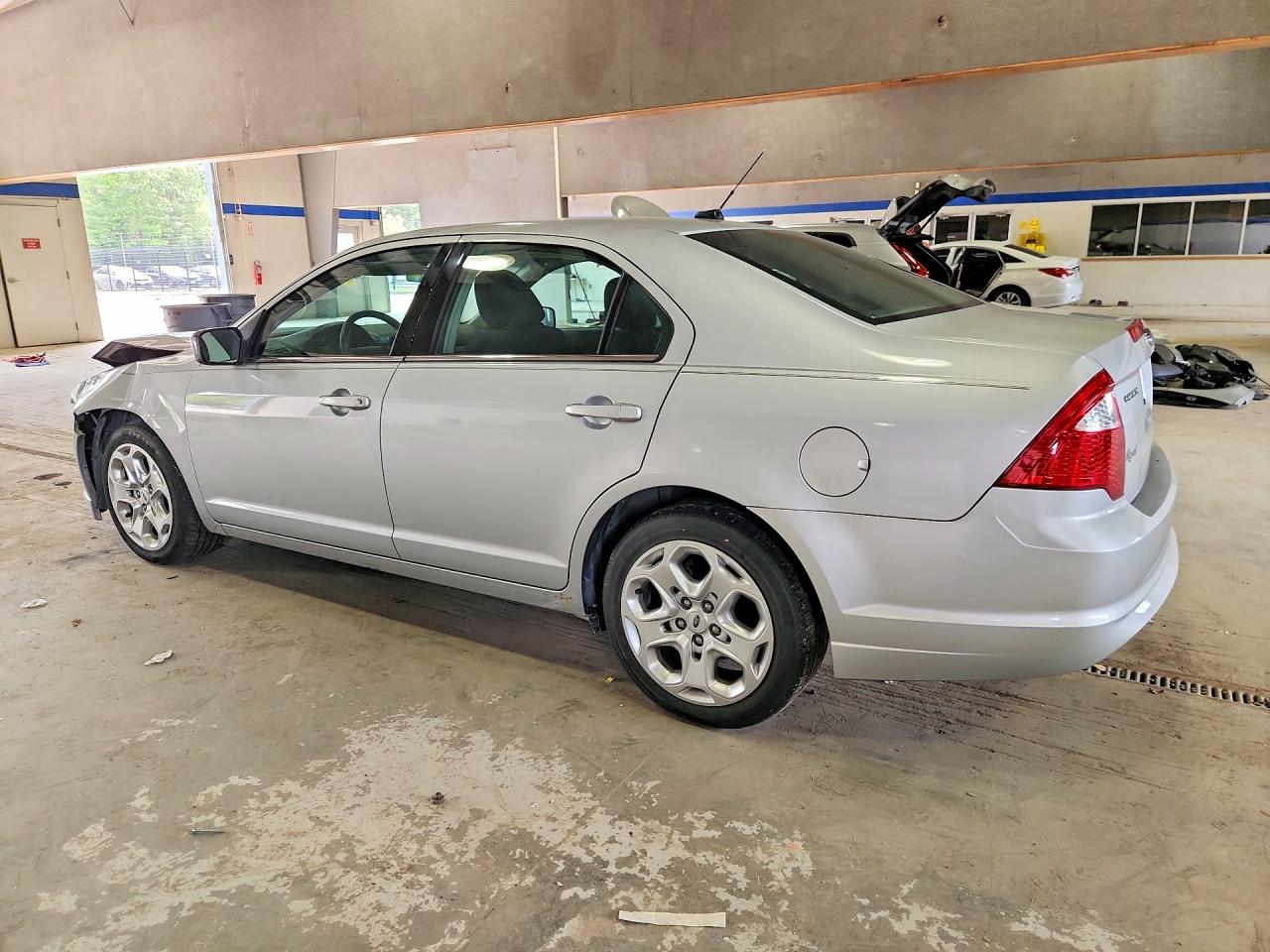 2010 Ford Fusion Se Silver vin: 3FAHP0HA8AR162557