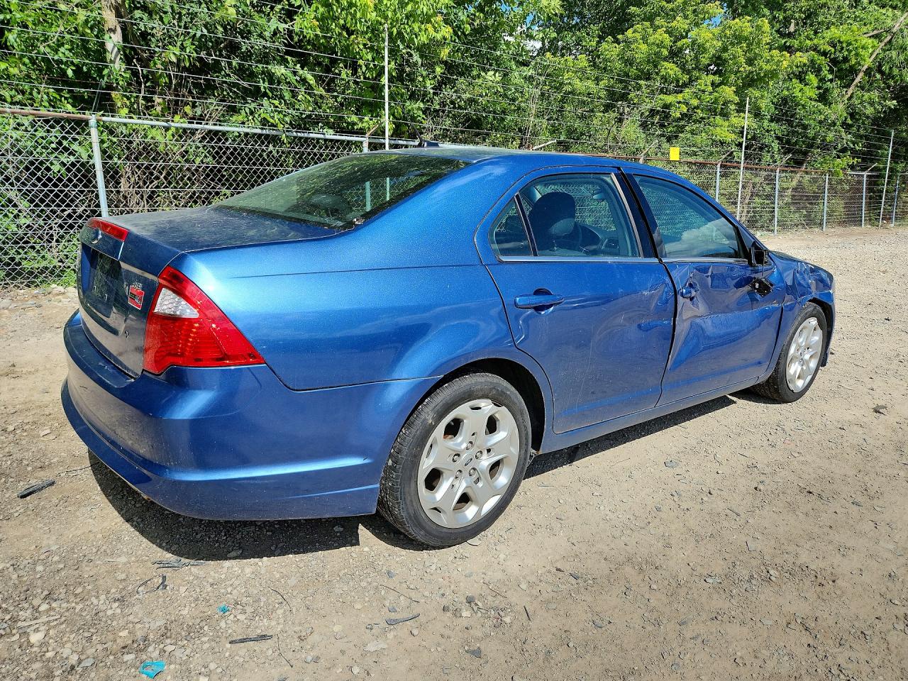 2010 Ford Fusion Se Blue vin: 3FAHP0HA8AR165958