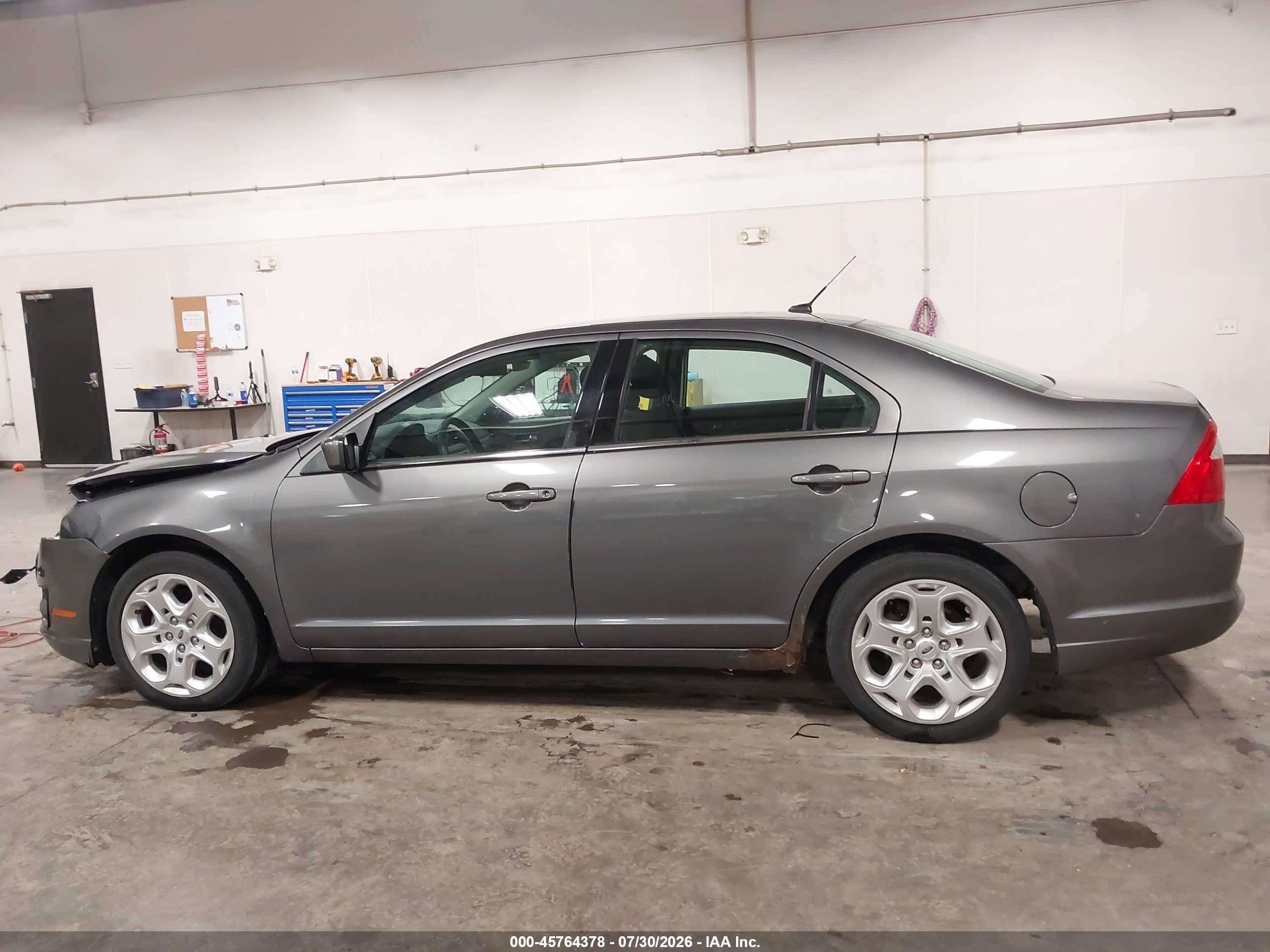 2010 Ford Fusion Se Серый vin: 3FAHP0HA8AR191105
