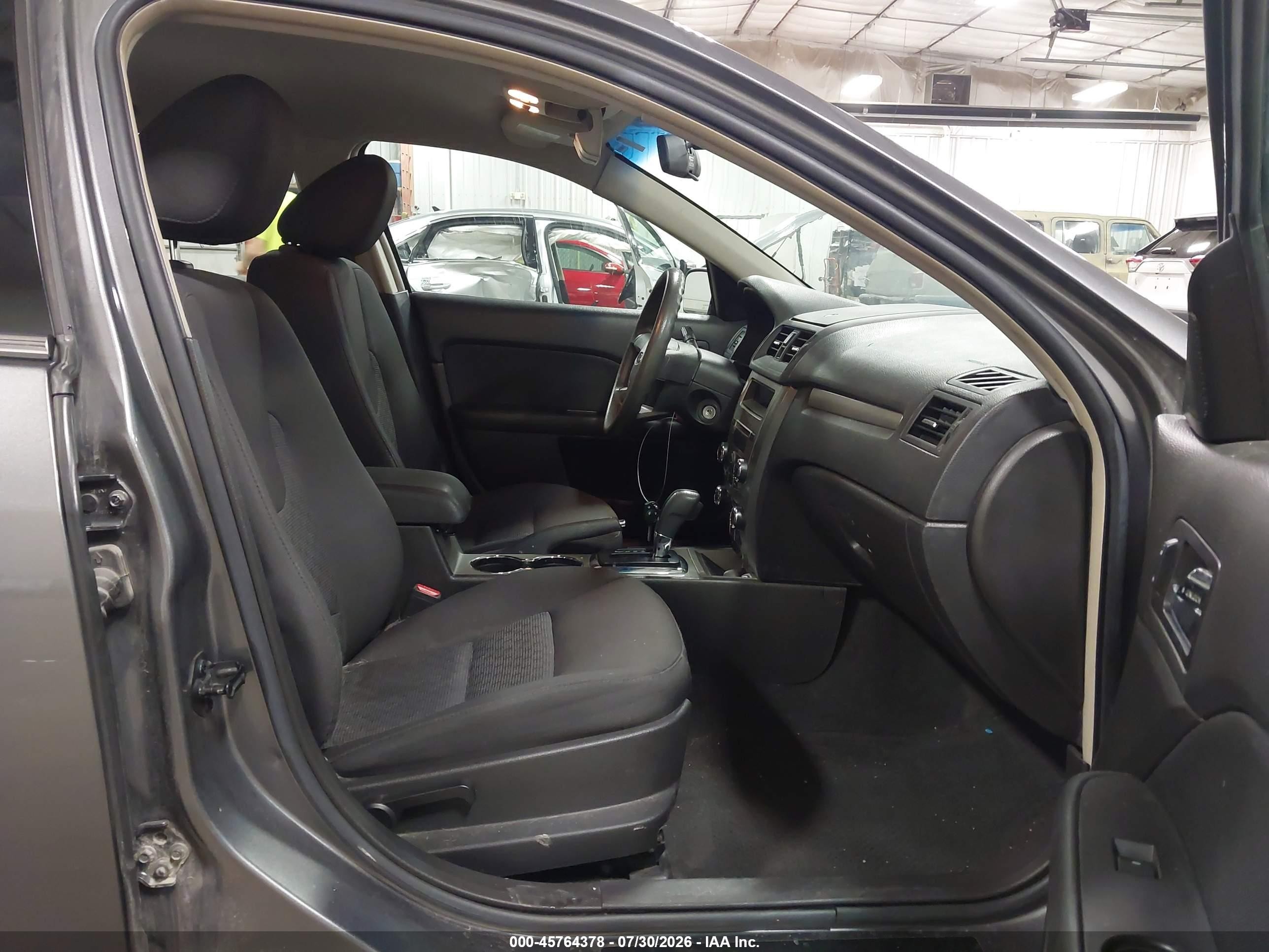2010 Ford Fusion Se Серый vin: 3FAHP0HA8AR191105