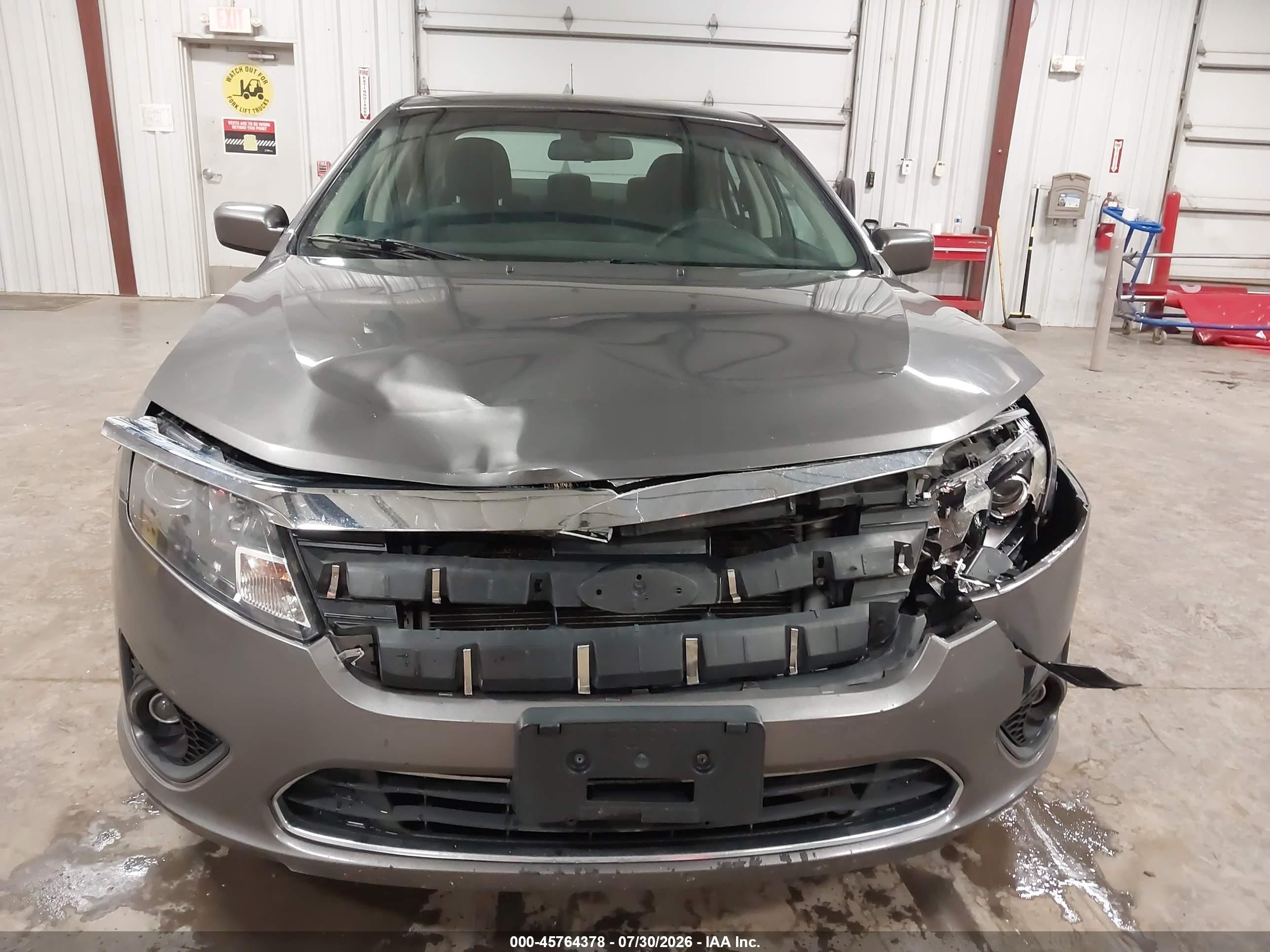 2010 Ford Fusion Se Серый vin: 3FAHP0HA8AR191105