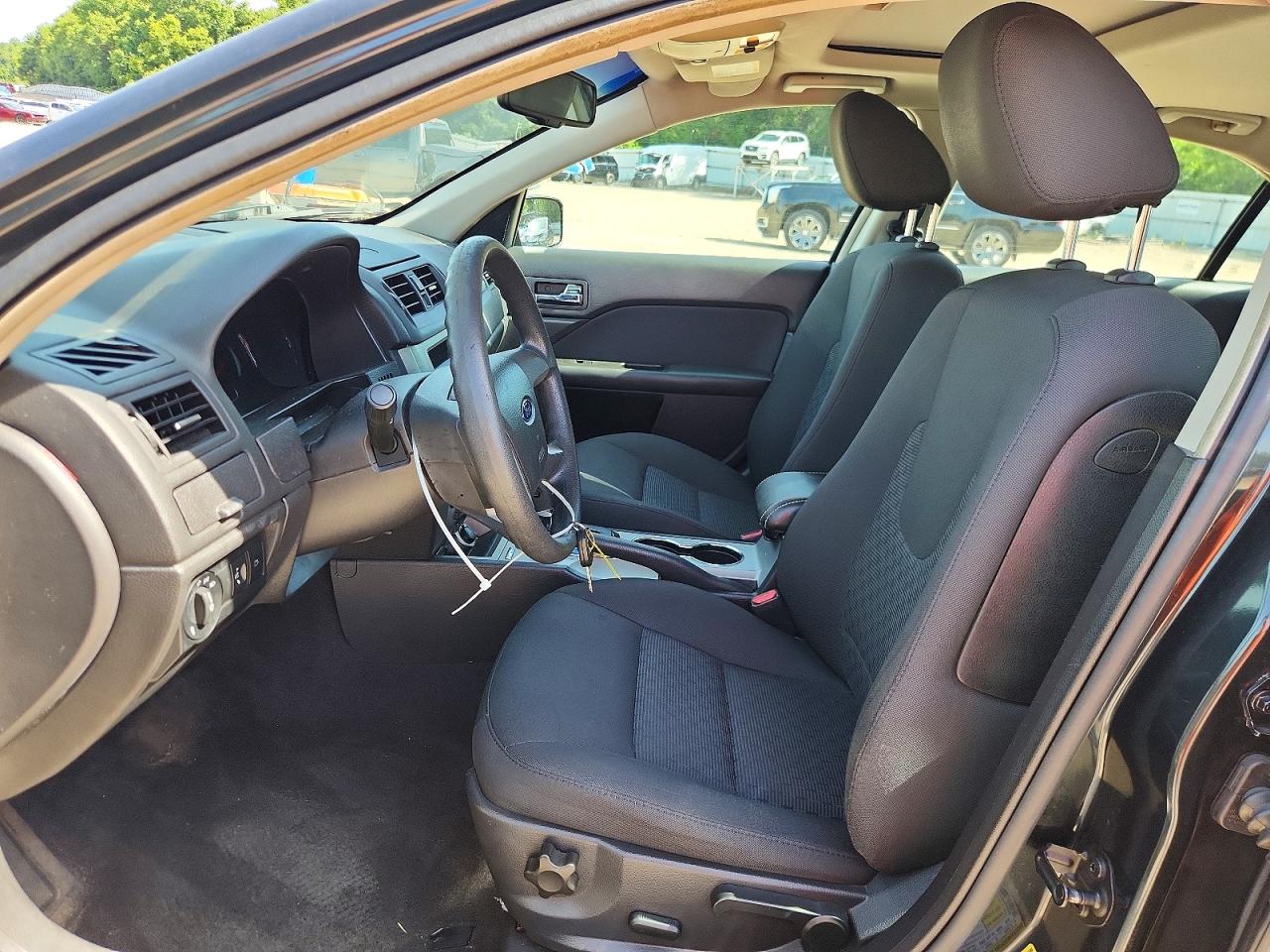 2010 Ford Fusion Se Black vin: 3FAHP0HA8AR232378