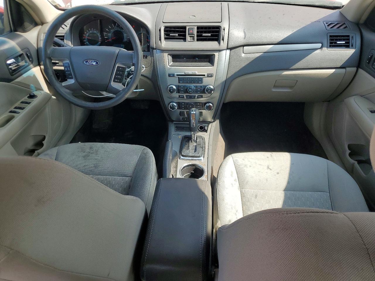 2010 Ford Fusion Se Red vin: 3FAHP0HA8AR249505